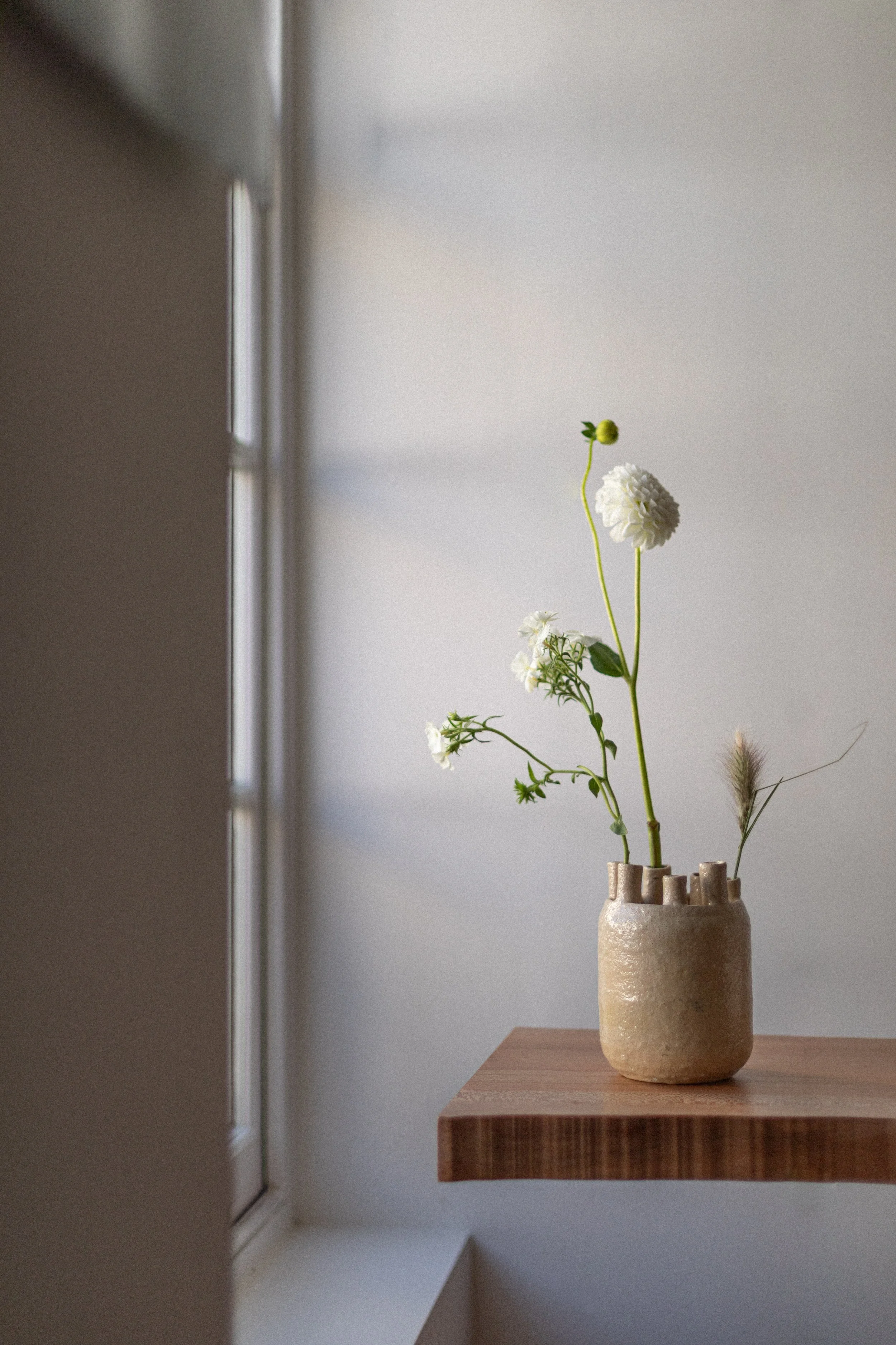 Flow Gallery_Cecile Daladier_Little Natures_Vases_Ceramic-2.jpg