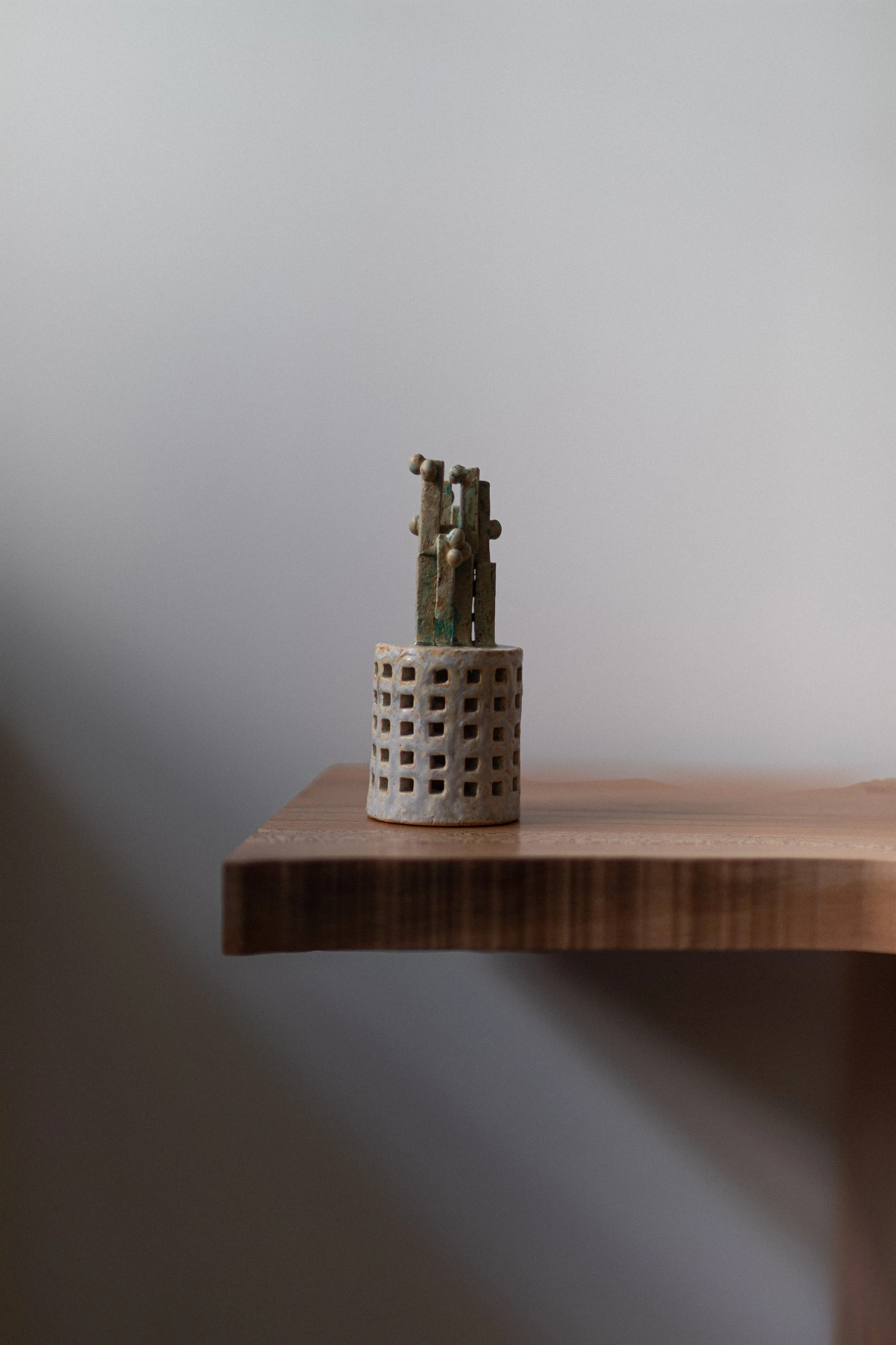 Flow Gallery_Chinoko Sakamoto_Exhibtion_2025_Japanese Ceramics-34.jpg