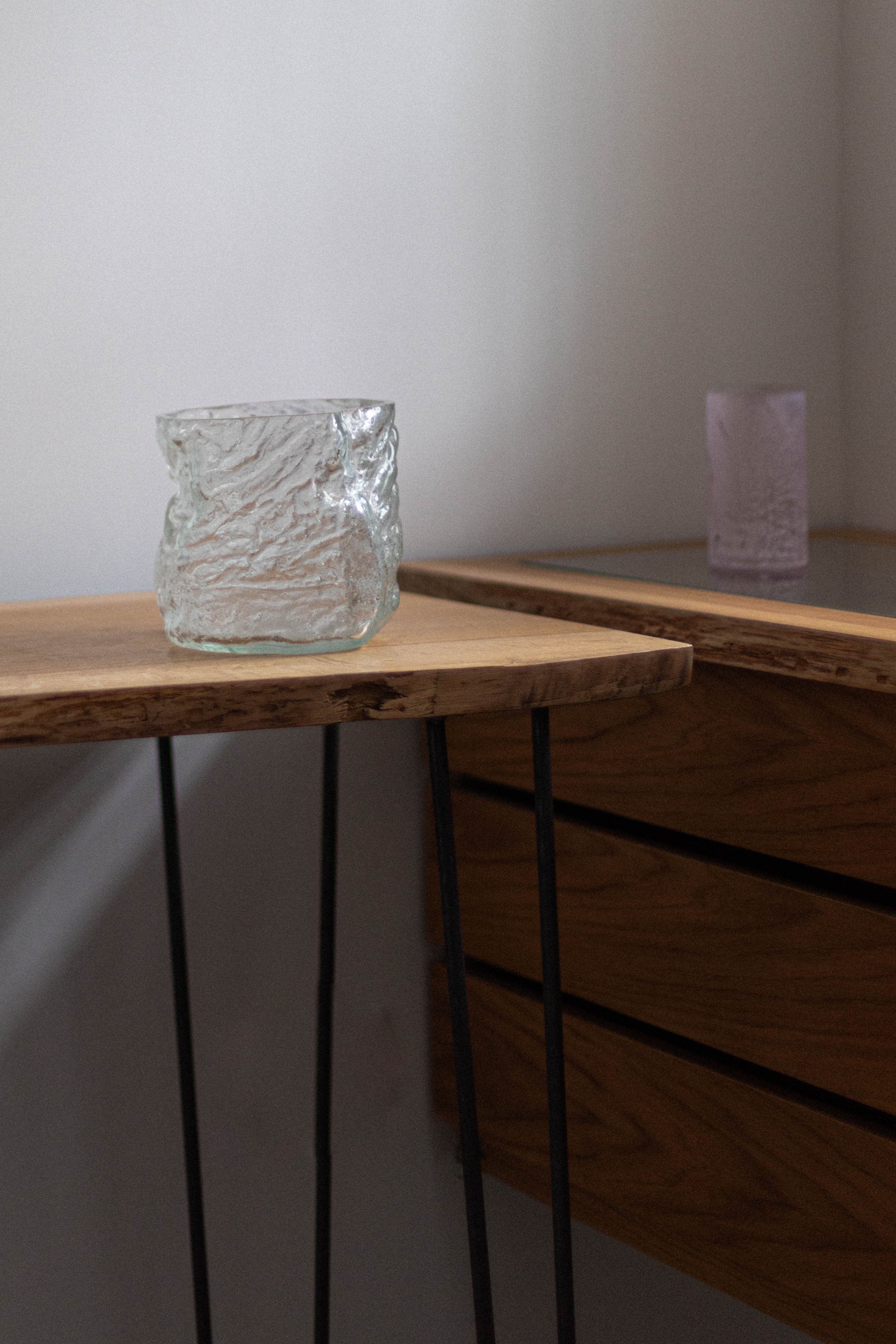 Flow Gallery_Group_Edmund Byrne_Glass-41.jpg