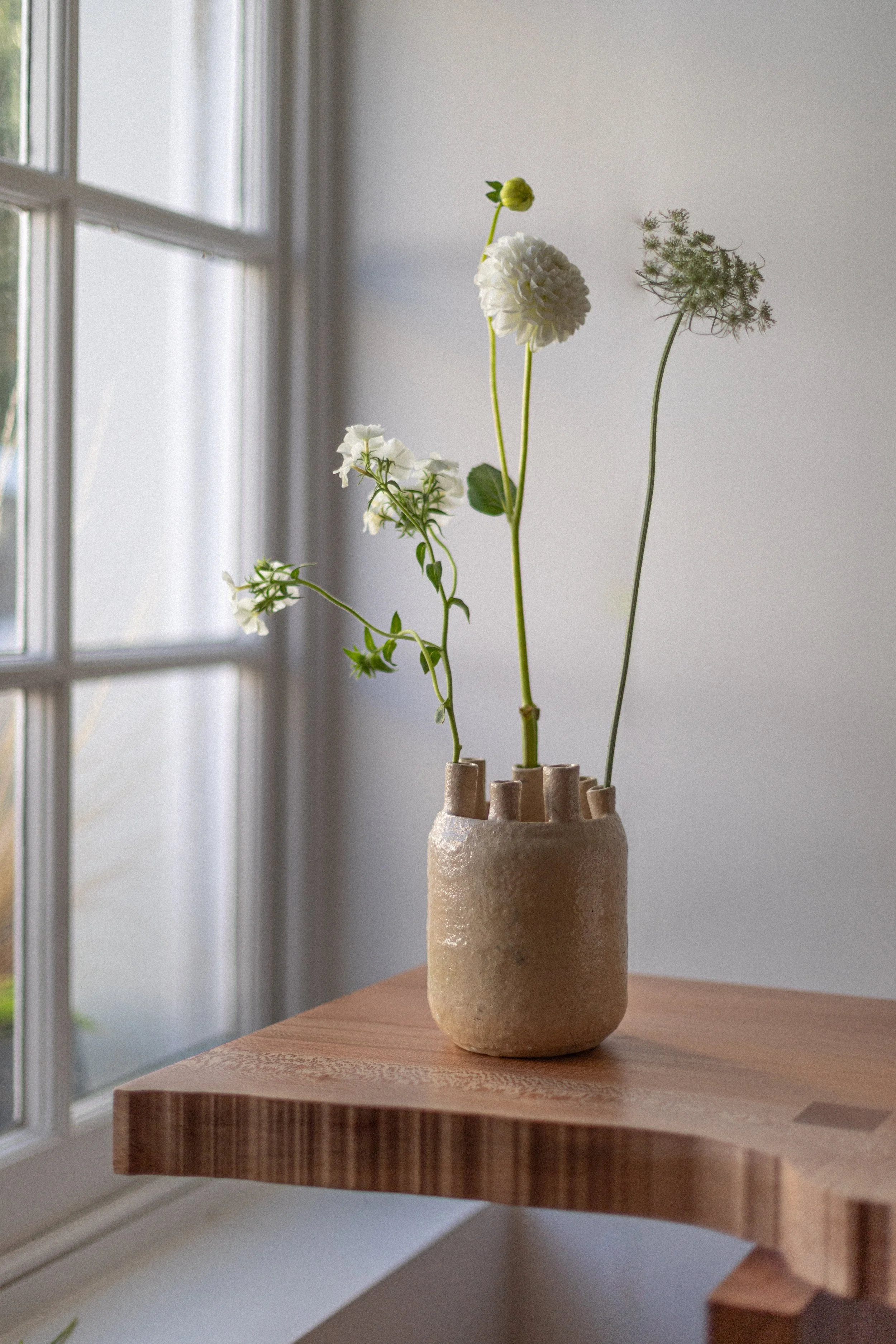 Flow Gallery_Cecile Daladier_Little Natures_Vases_Ceramic-7.jpg