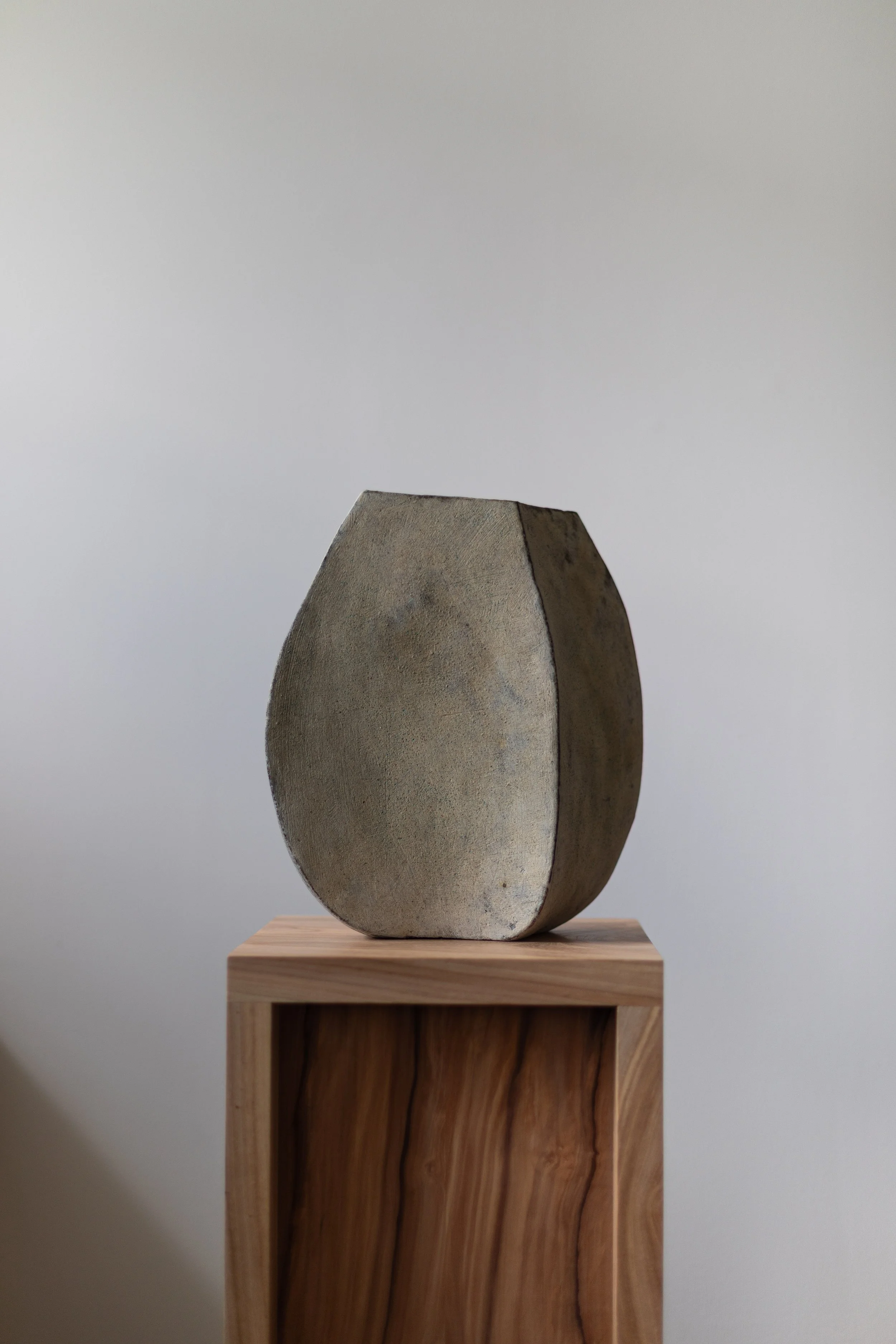 Flow Gallery_Paul Philp_Ceramics_British Studio-23.jpg