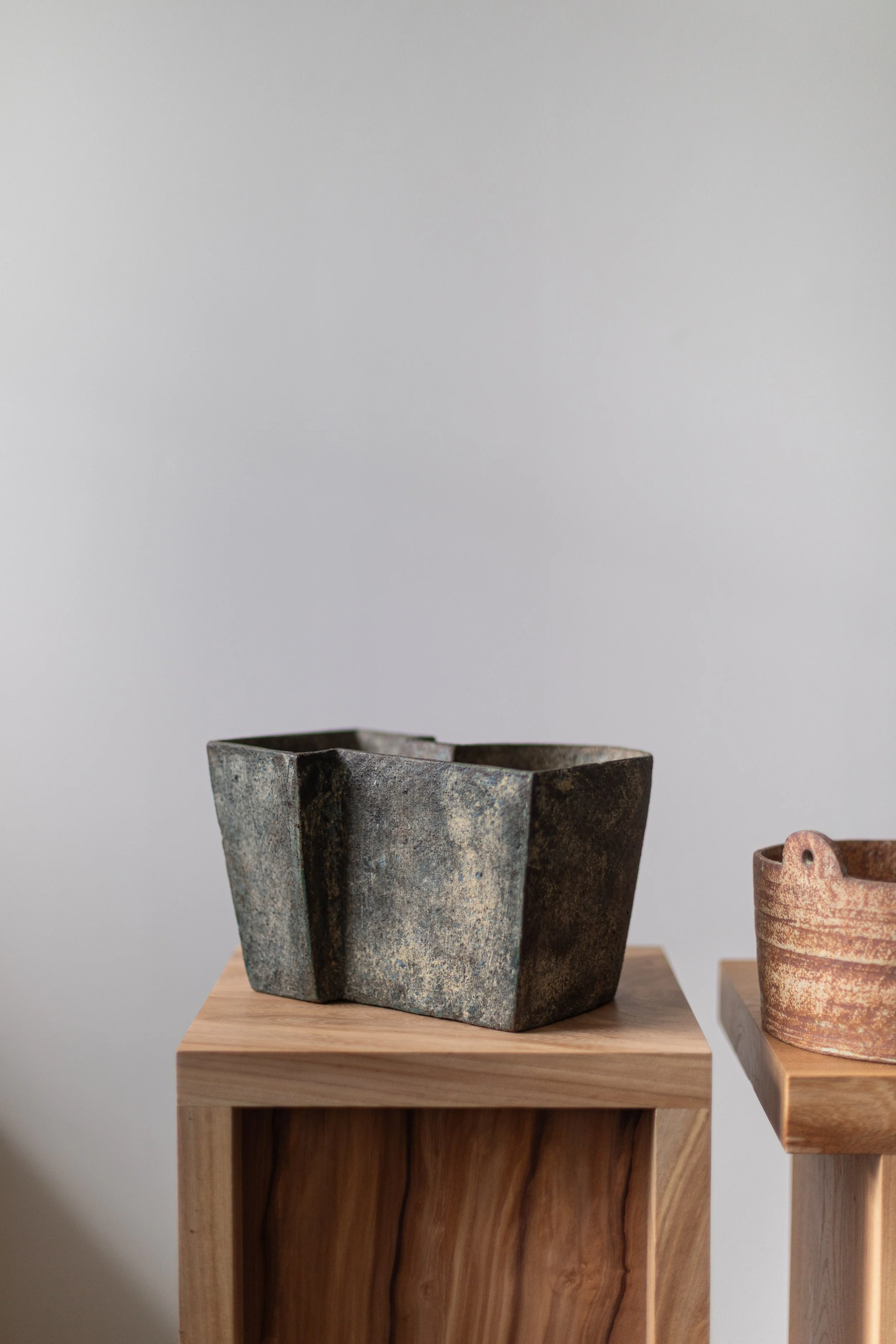 Flow Gallery_Paul Philp_Ceramics_British Studio-78.jpg