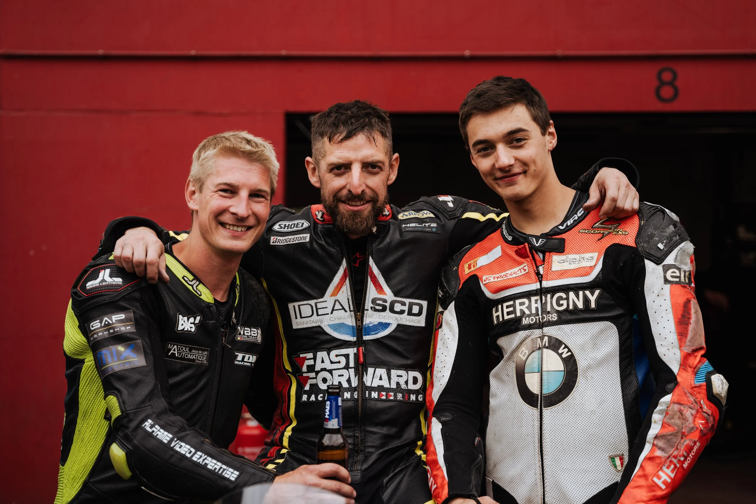 A7504816.jpg