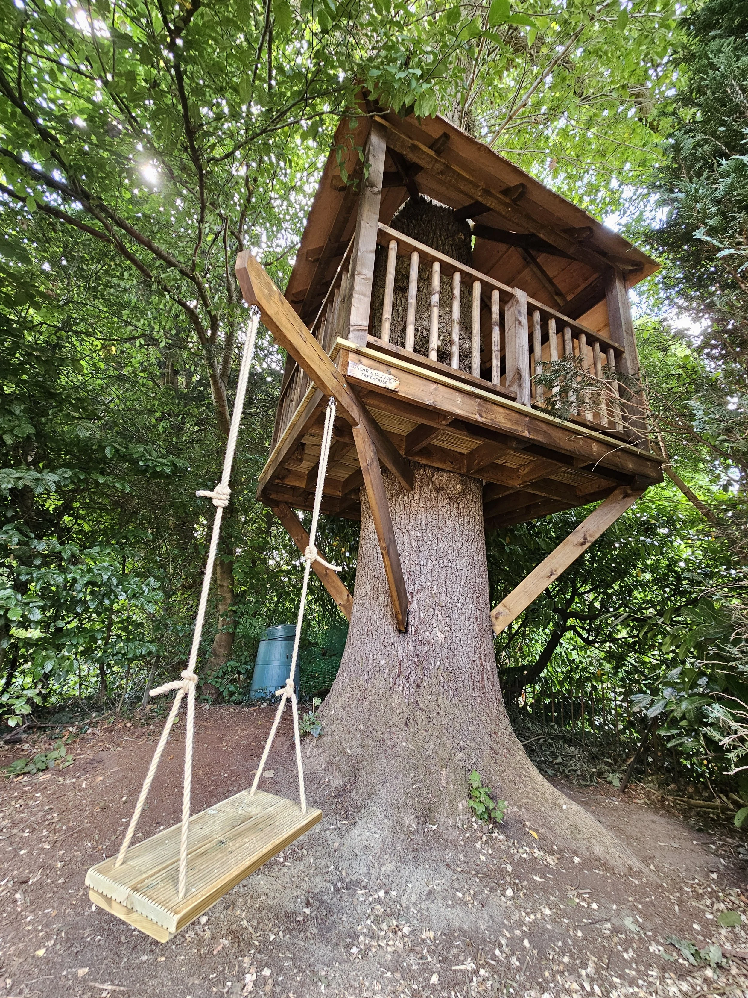 Oak Treehouse