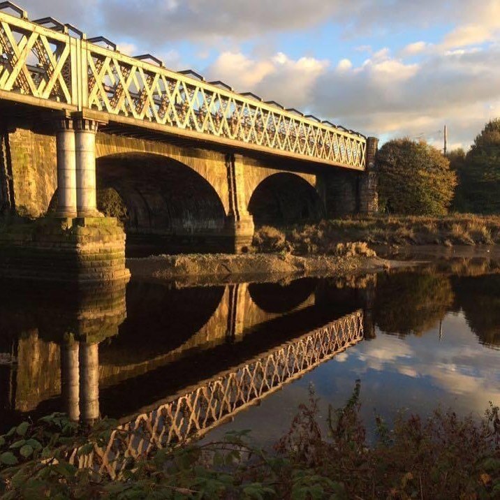 One of the most photographed landmarks in preston! As you approach this iconic bridge walking along the river Ribble you know you&rsquo;ve reached the Continental and the entrance to the stunning @avenhamandmiller parks. We are so lucky to have this 