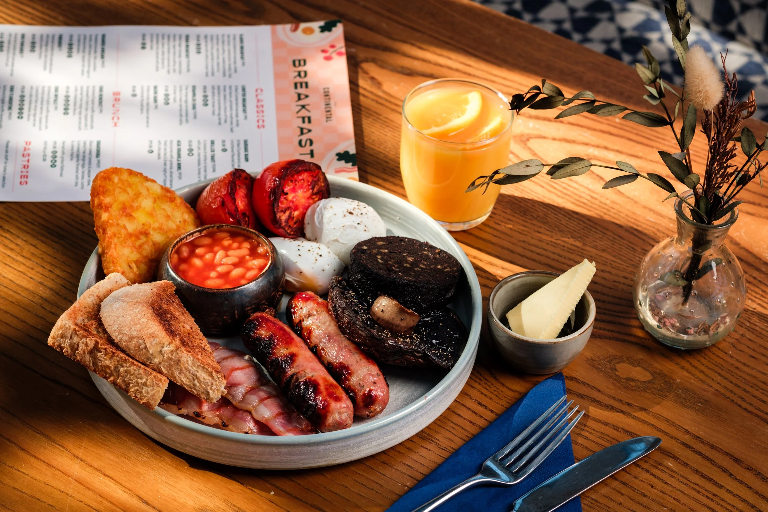 Conti Brekkie-16.jpg