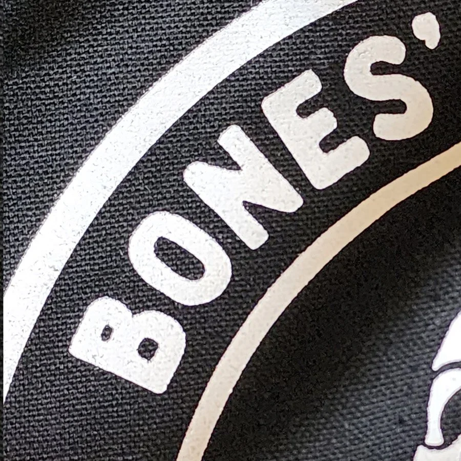 TOTE_MR_BONES_03.jpg