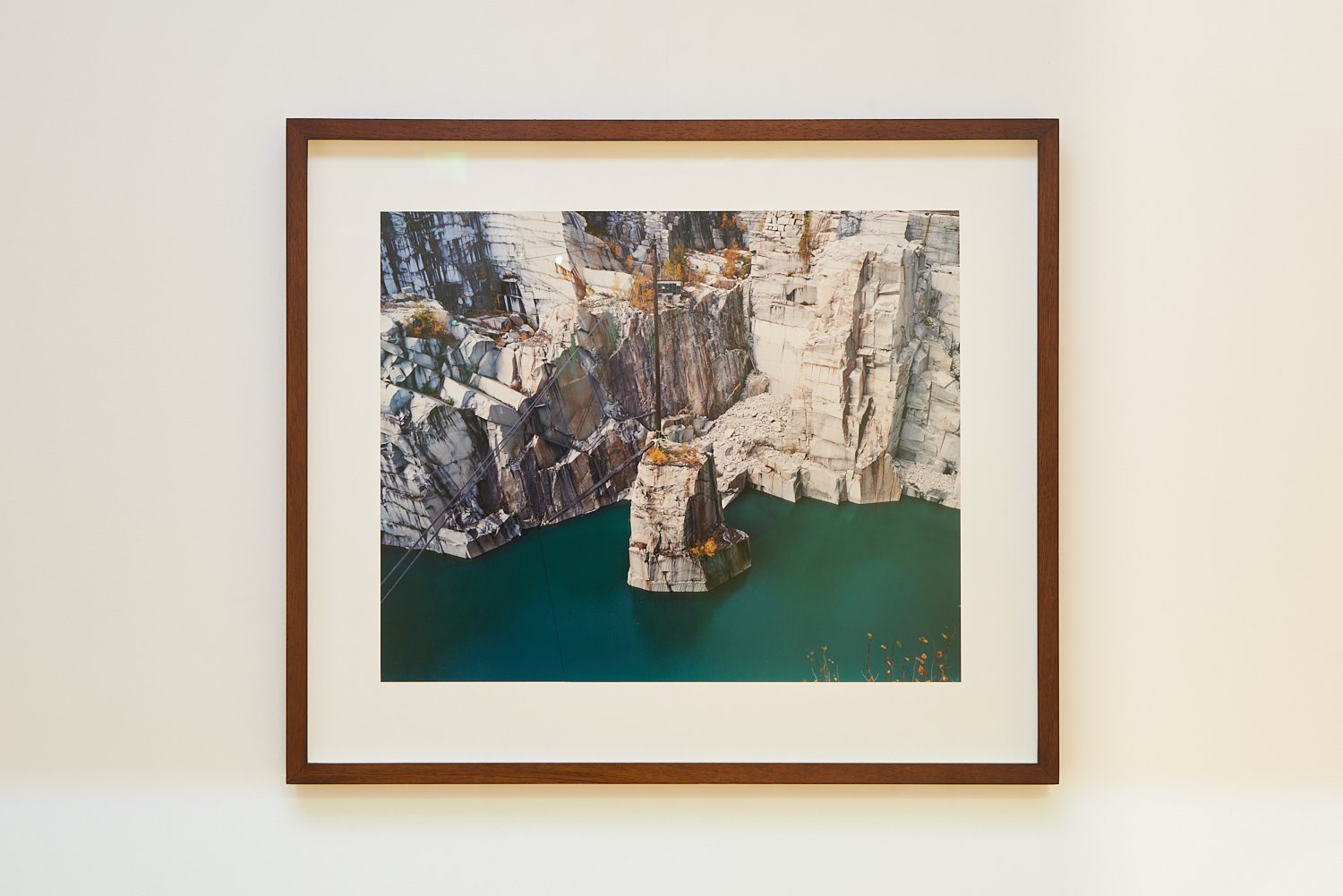  ‘Rock of Ages #8, Abandoned Section, Wells-Lamsen Quarry, Barre, Vermont’ 1991 by Edward Burtynsky (currently shown at GIANT Gallery, on loan from Flowers Gallery). ©️ Edward Burtynsky. All rights reserved. Exhibition photography by Ed Hill for GIAN