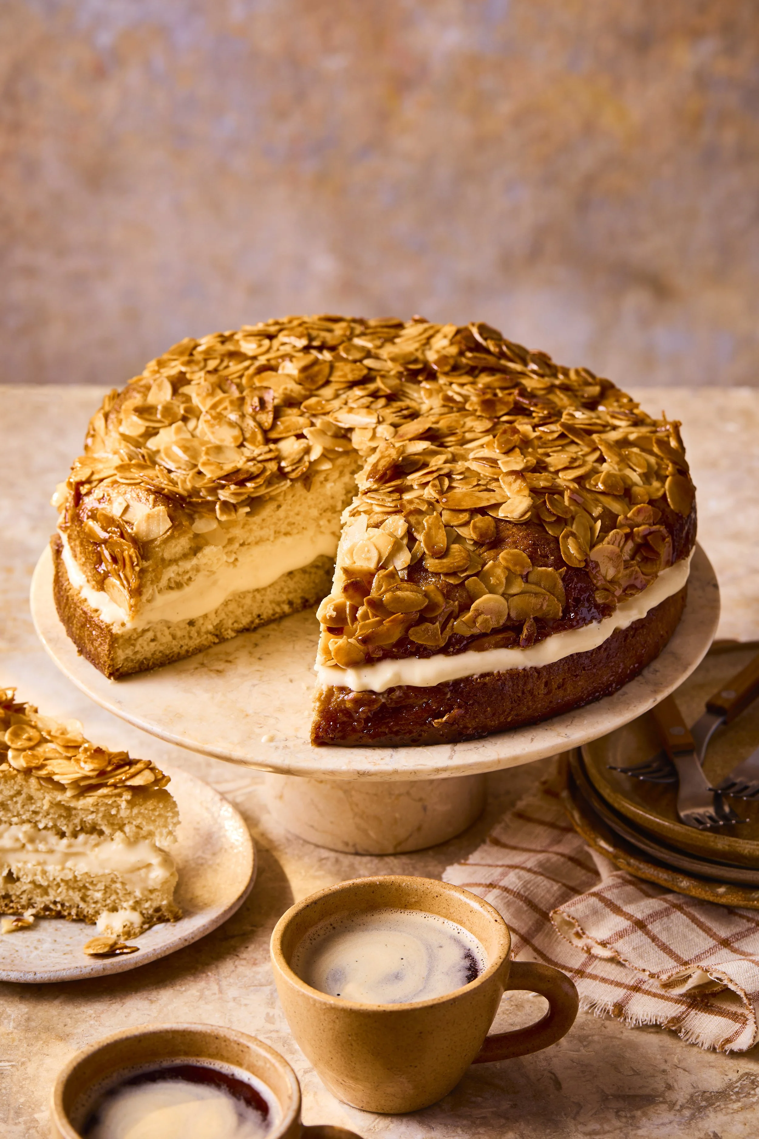 SHOT 4: BEE STING CAKE_41 3.jpg