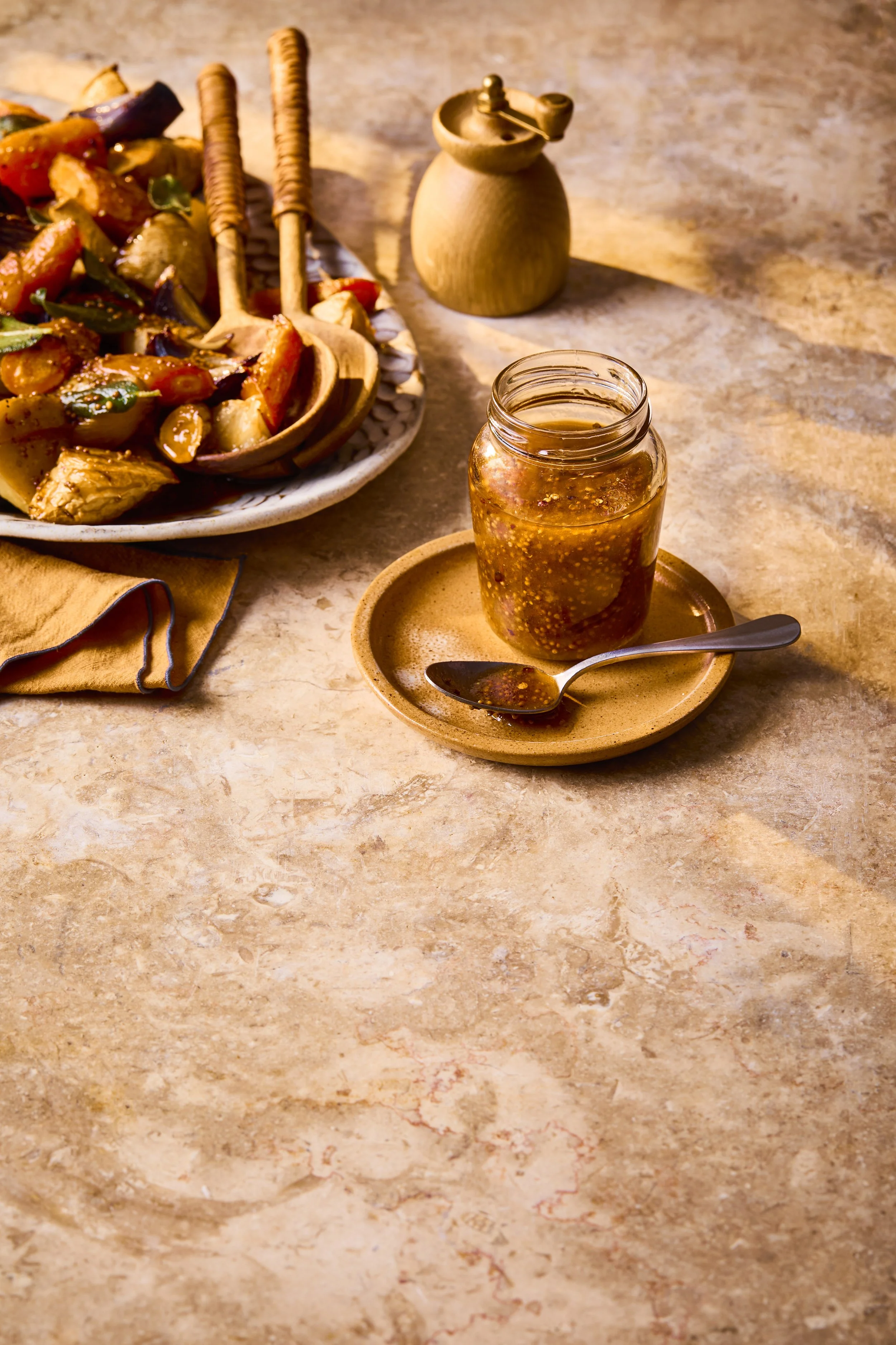 SHOT 6: CHIPOTLE AND HONEY MUSTARD DRESSING_48.jpg