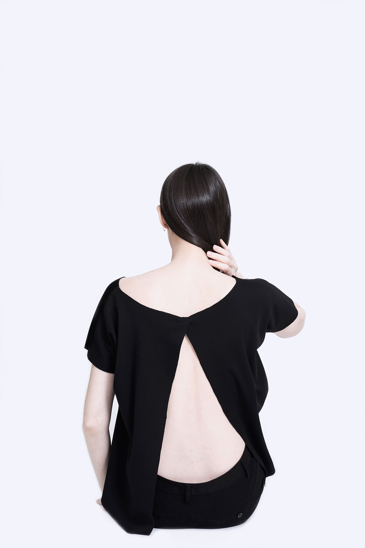 Melissa-Araujo-Editorial-Anahit-Top.jpg