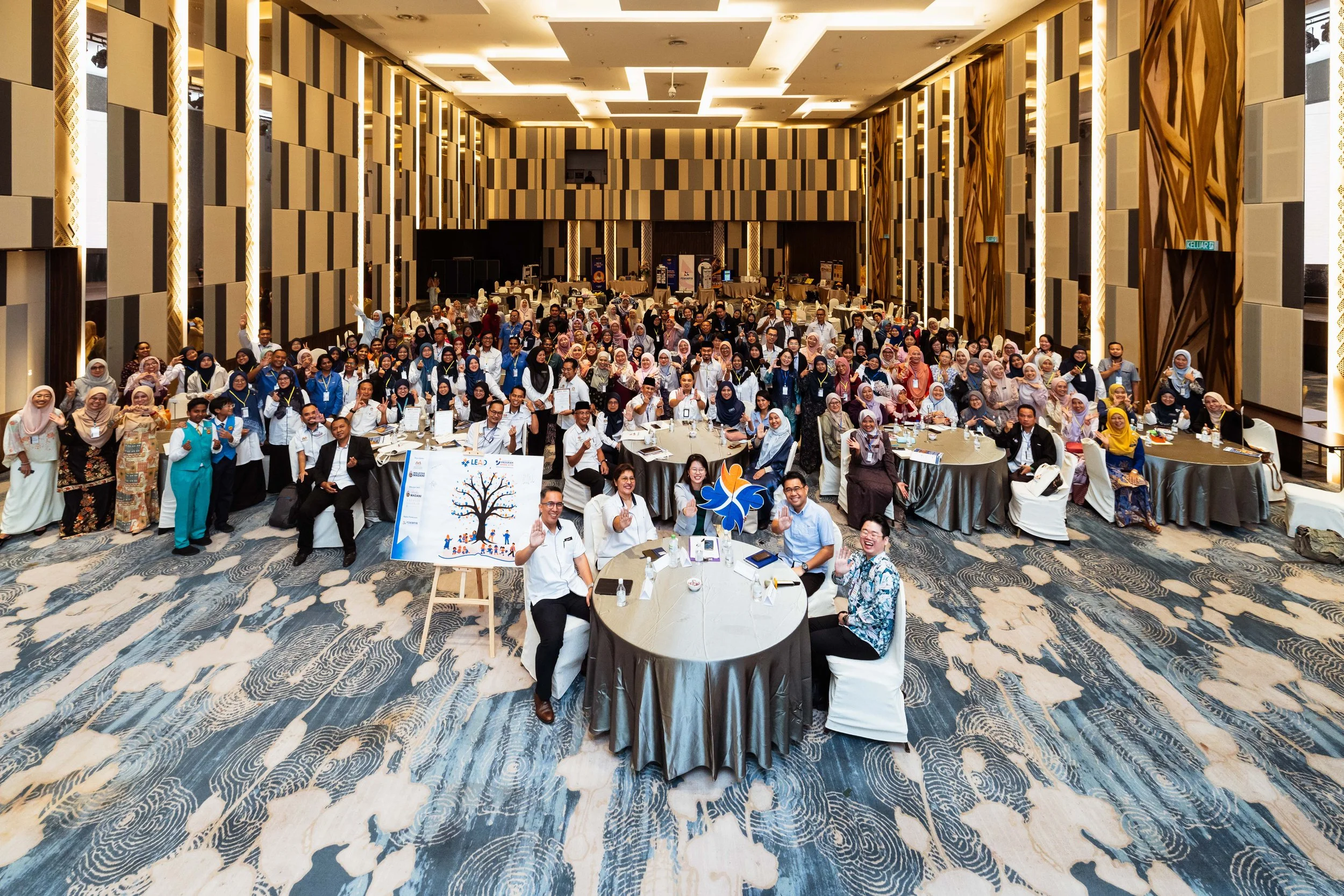 JBLeadLaunch-117.jpg
