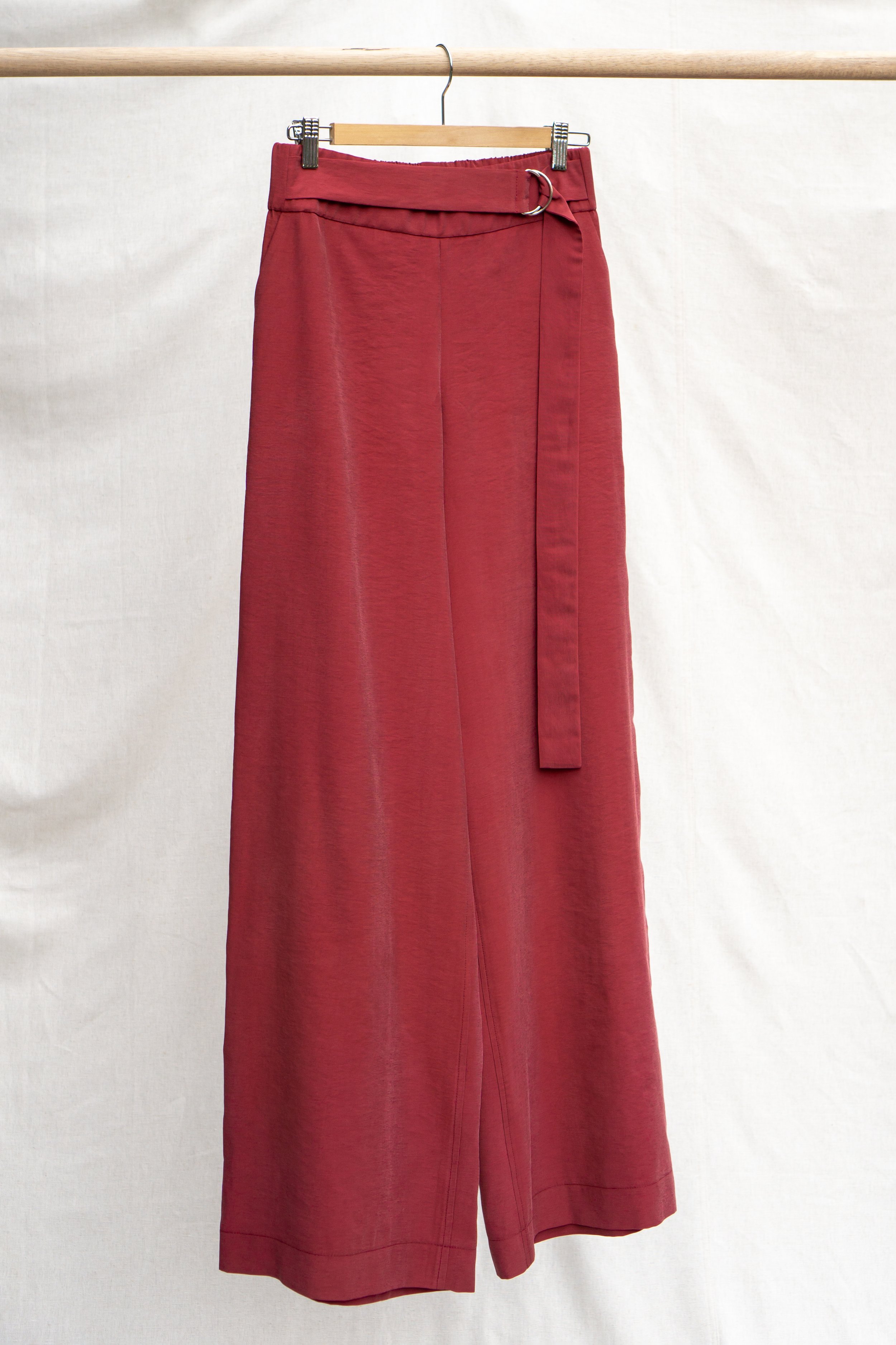Hangend_2-3_broek-drood1.jpg