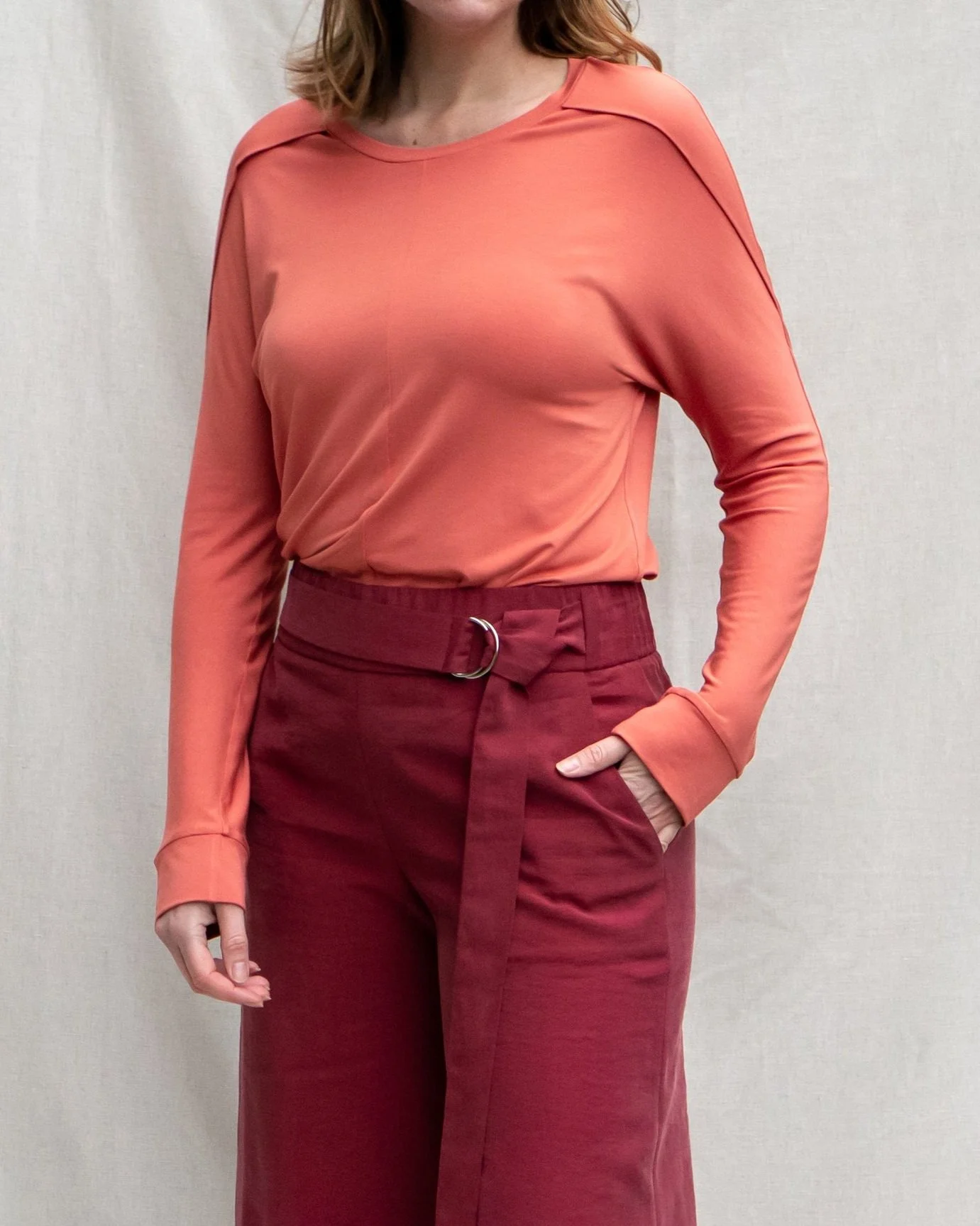 Aan_4-5_longsleeve%2Bbroek-drood1.jpg