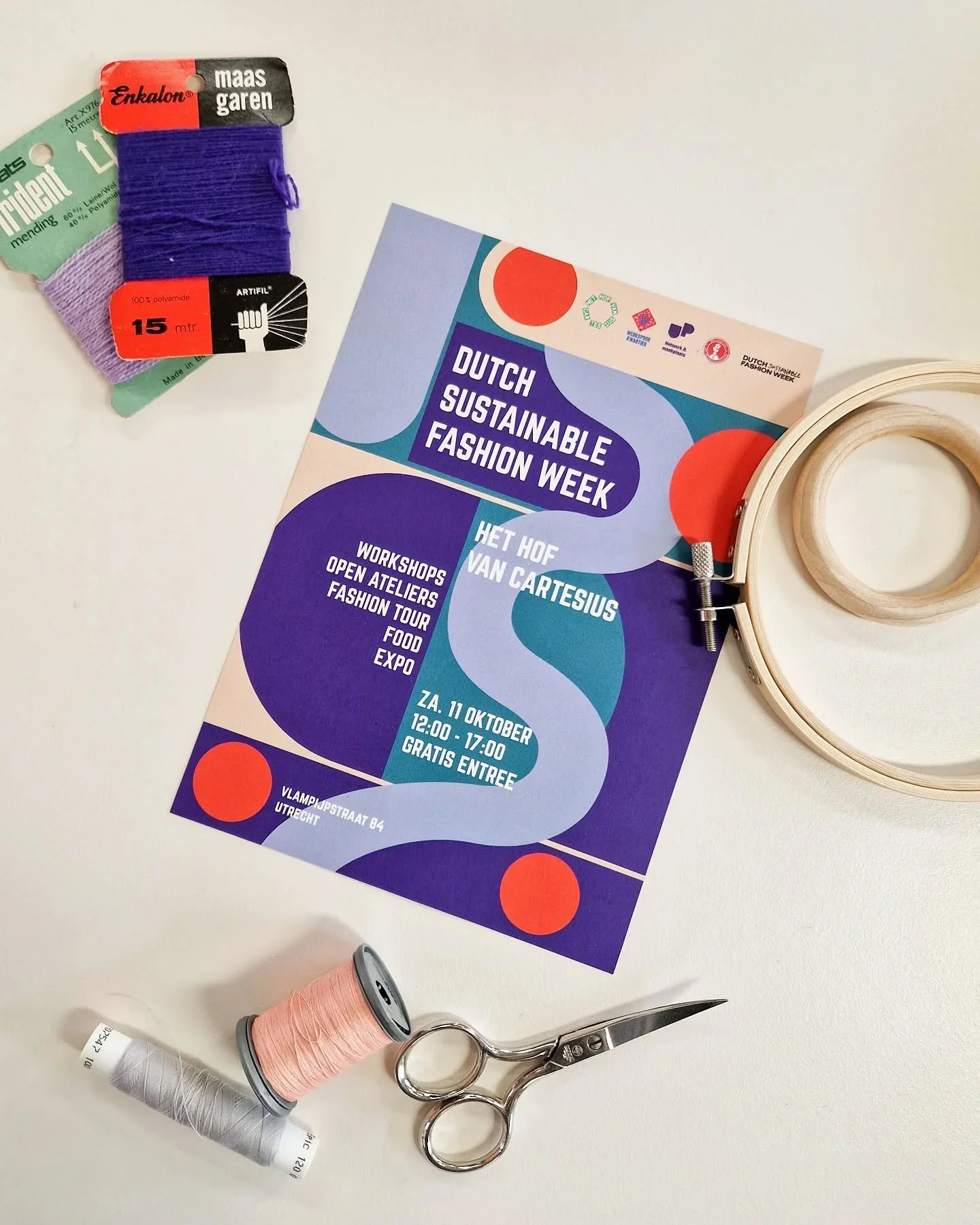 Dutch Sustainable Fashion Week op het Hof van Cartesius⁠
Op zaterdag 11 oktober is het weer zover, een nieuwe editie van DSFW hier op het Hof!⁠
Het programma zit weer vol met inspirerende workshops, exposities, open ateliers en natuurlijk de fashion 