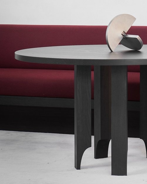 Acer Round Table by Mokko Amsterdam