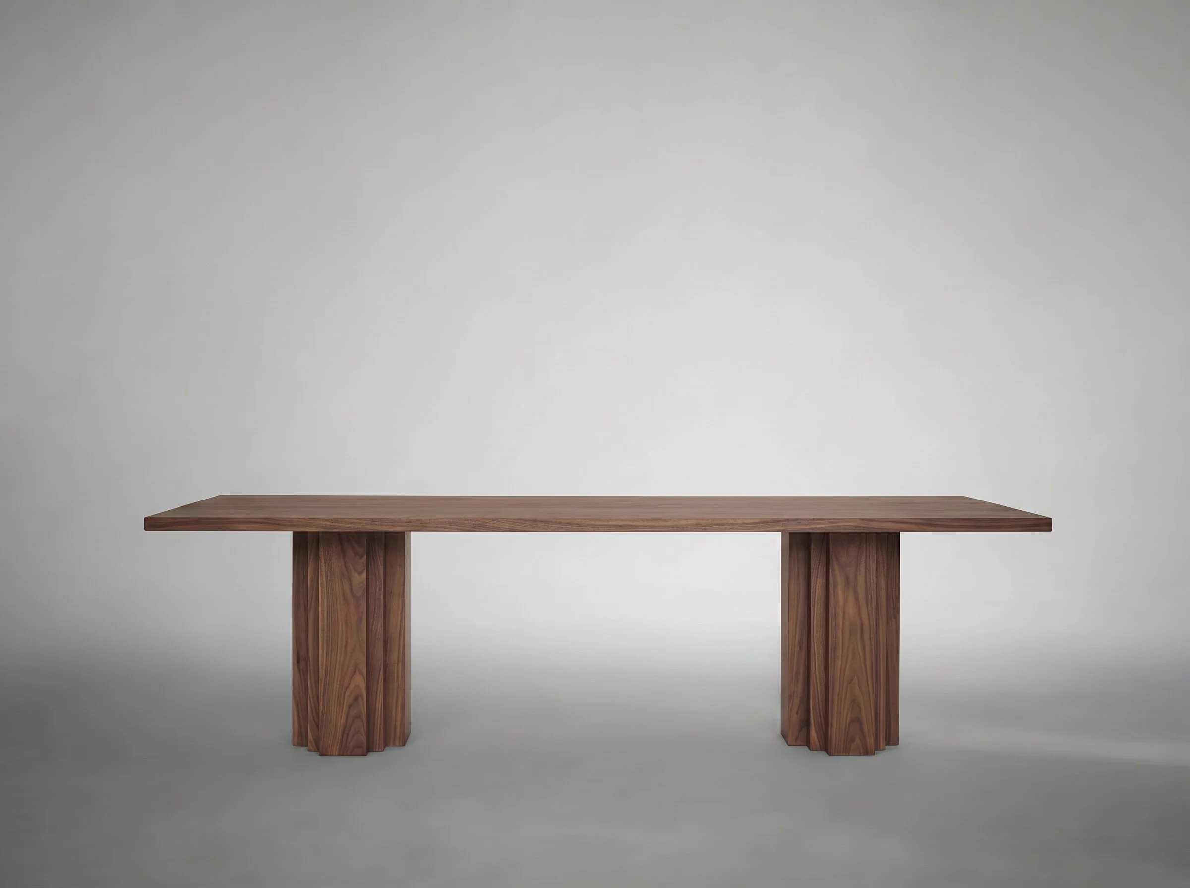 Mokko - Brut table - American Walnut - light grey background - side view - photo by Thomas van Schaik.jpg