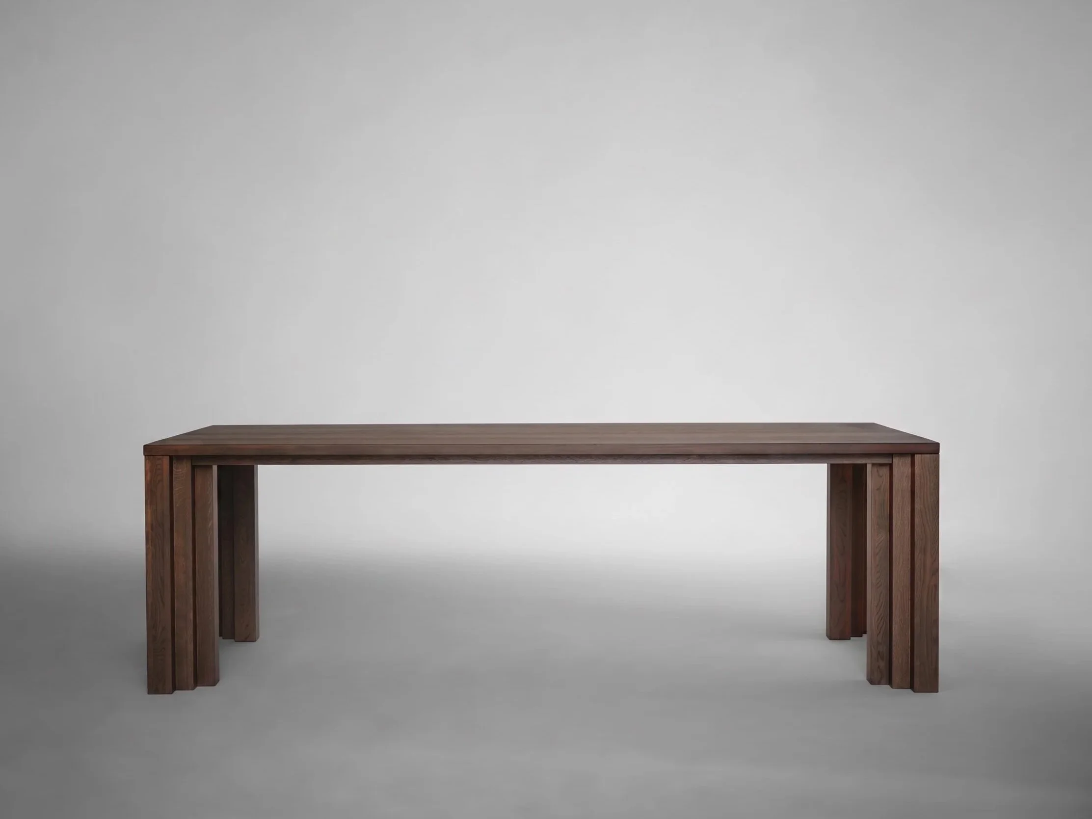 Mokko+-++Cadence+Table+-+Warm+Brown+Oak+-+front+view+-+design+by+Aad+Bos.jpg