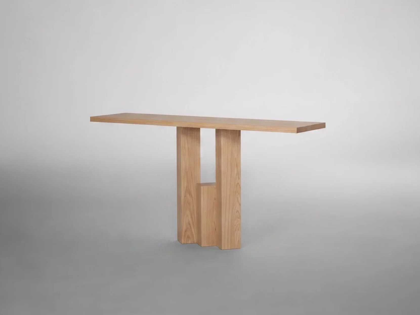 Mokko+-+Fenestra+Console+-+Light+Oak+-+Perspective+View.jpg