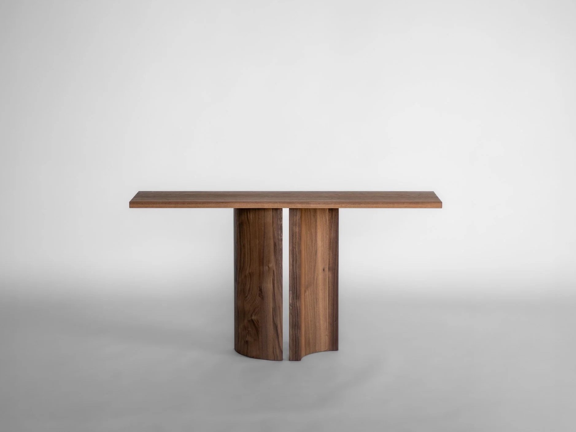Mokko+-+Aperta+Console+-+C8+-+American+Wanut+-+Design+by+Aad+Bos.jpg