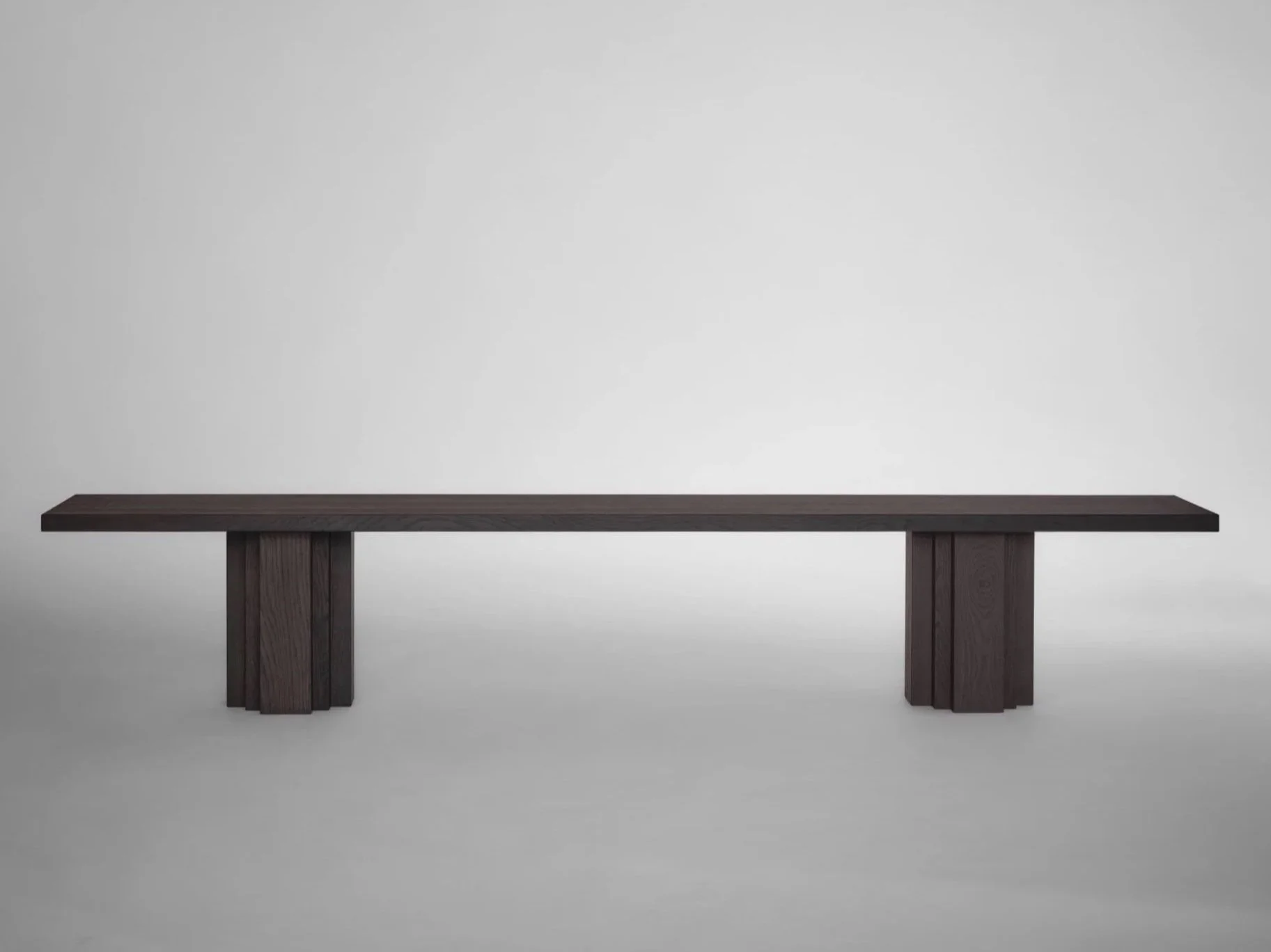 Mokko+-+Brut+Bench+-+Dark+Brown+Oak+-+lg+-+front+view+-+design+by+Aad+Bos.jpg