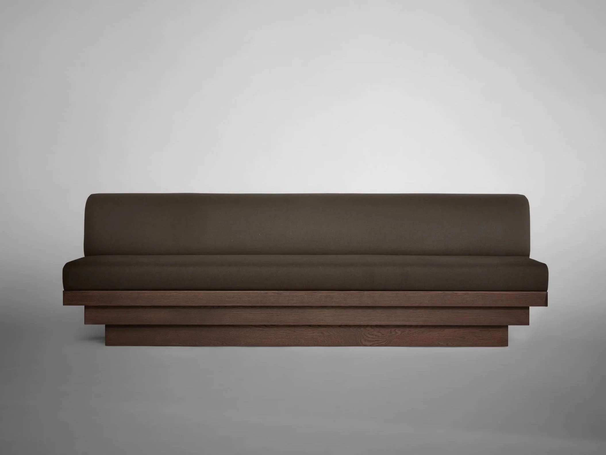 MOKKO SCALAE DINING SOFA.jpg