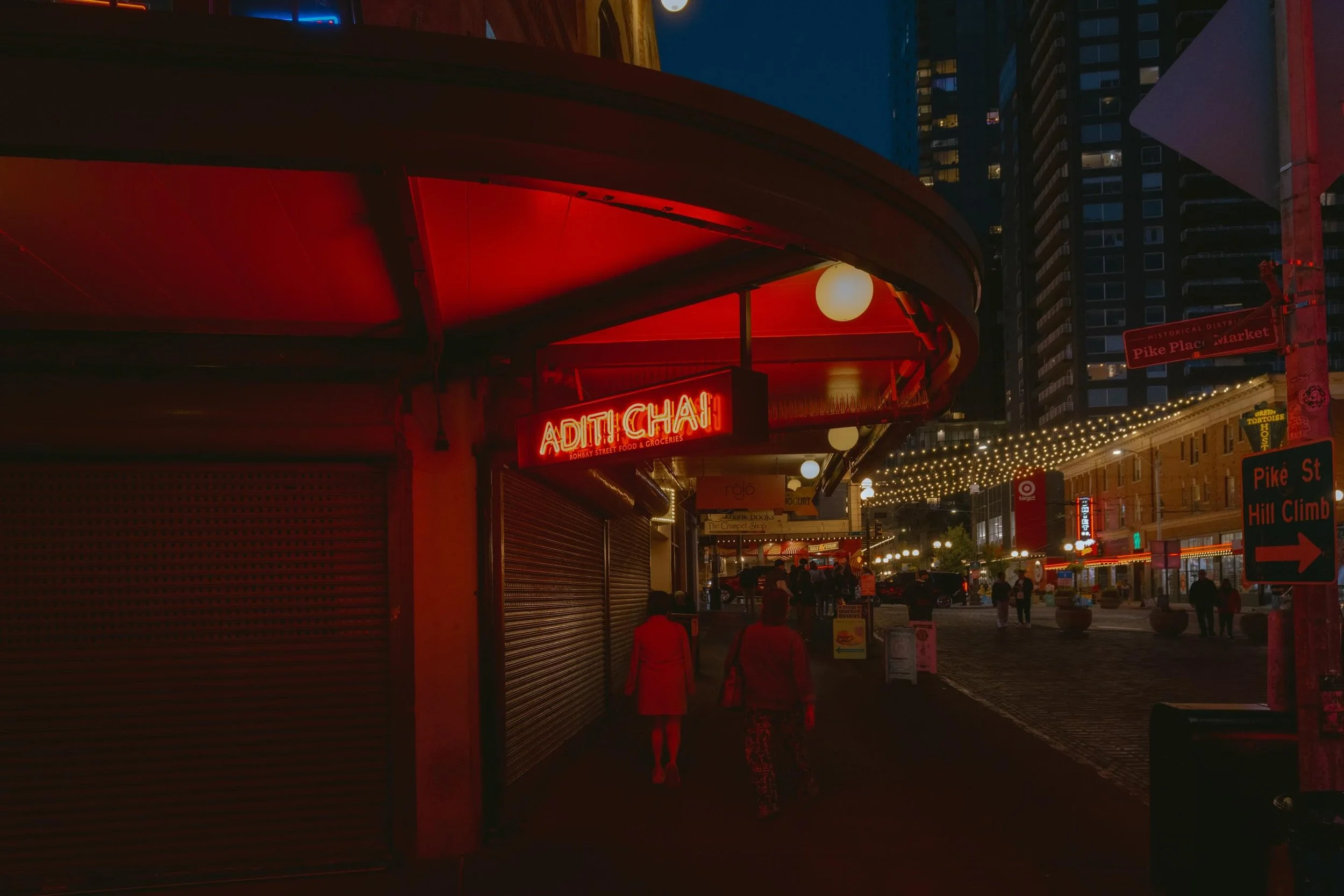 Each cup of @aditi_chai steams with a history shaped by years of markets, movement, and rediscovery. 

From the street markets of Bombay to the energy of Pike Place Market, Aditi Chai carries the same sense of warmth, community, and connection that f