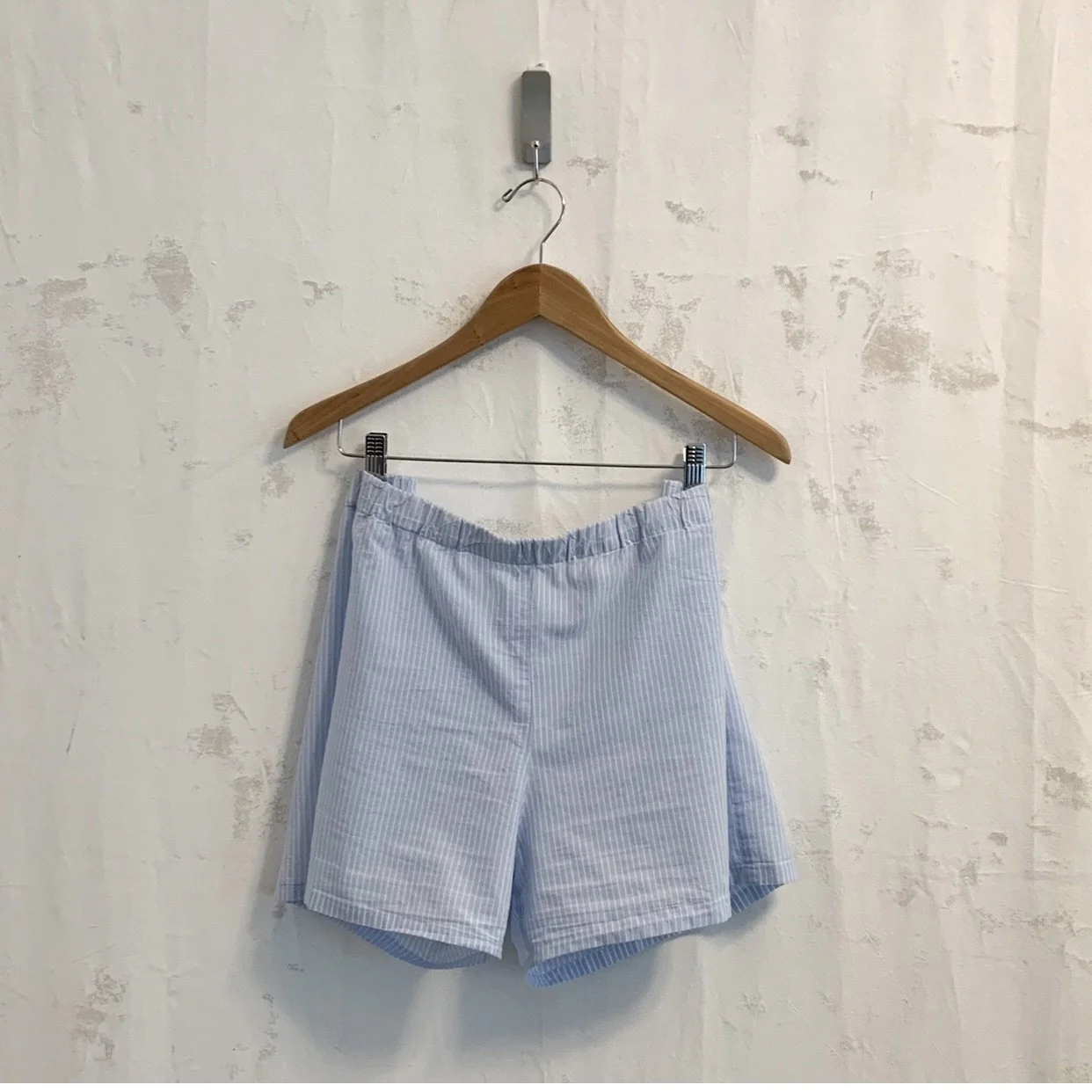 Basic skill 6 - simple pants construction, elastic and casings.