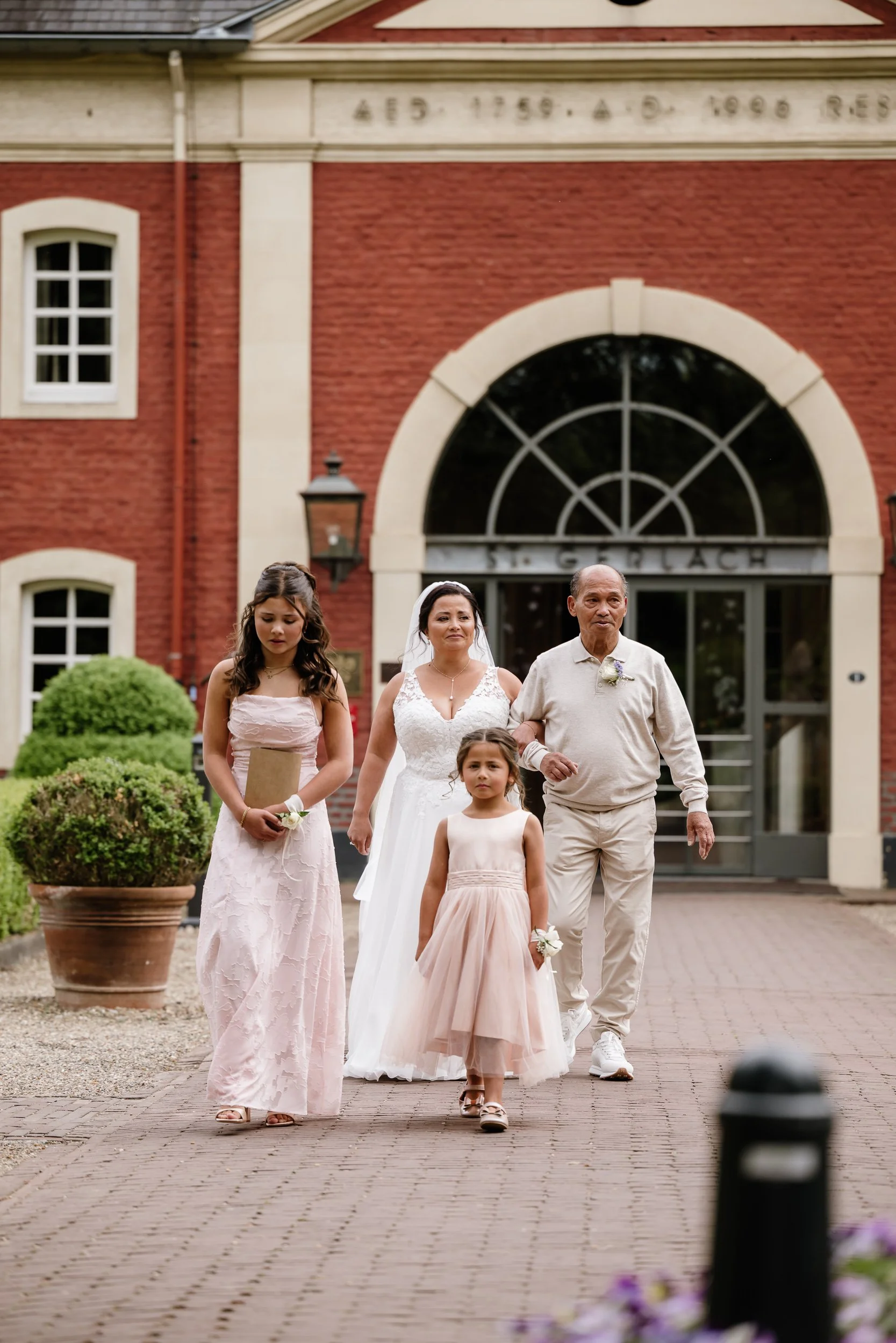 Claudia & Remi (LR)-113.jpg