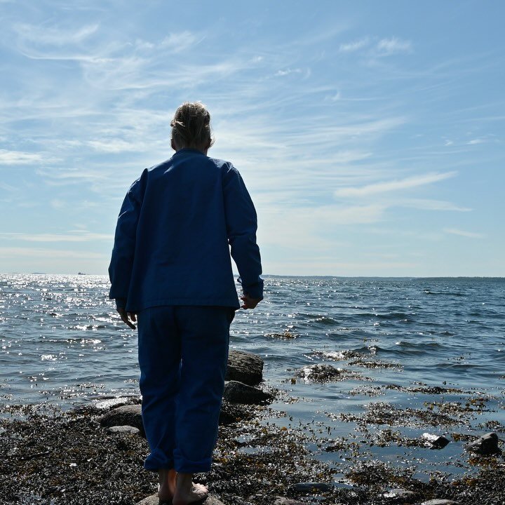 Dag 61; &laquo;Et rom uten d&oslash;r&raquo;
8.mai 2025
15 grader
Sted: Jel&oslash;ya utenfor Moss

Noe av det som gj&oslash;r at jeg fortsetter med dette prosjektet er at jeg kan gj&oslash;re det innimellom alt. Jeg har vokst opp i Moss, men jeg er 