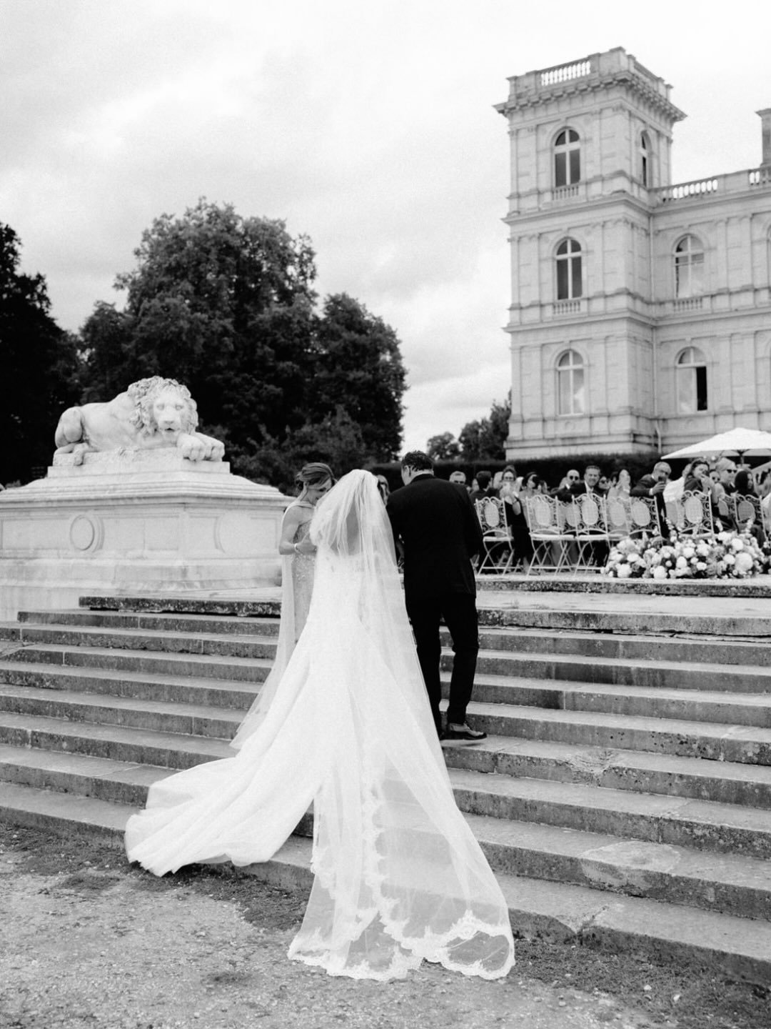 At the Ch&acirc;teau de Ferri&egrave;res, every wedding feels like a modern fairytale.

I had the chance to second shoot this beautiful wedding for @zephyrkok

Photographer @lagantweddings

Planning @atoutcoeurwedding
Venue @chateaudeferrieres
Floral