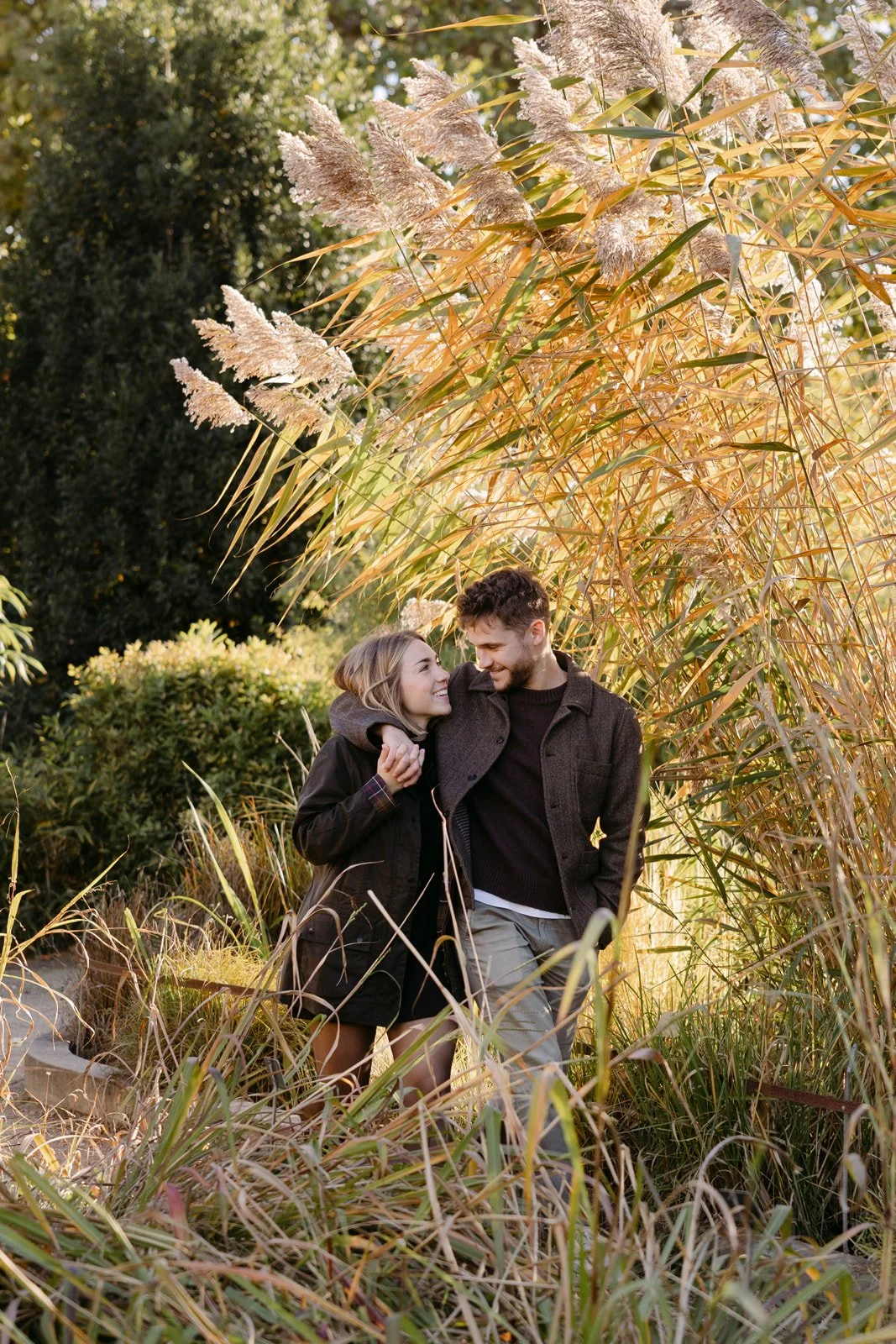 Seance-photo-couple-automne-Jardin-des-Plantes-Paris-00030.jpg