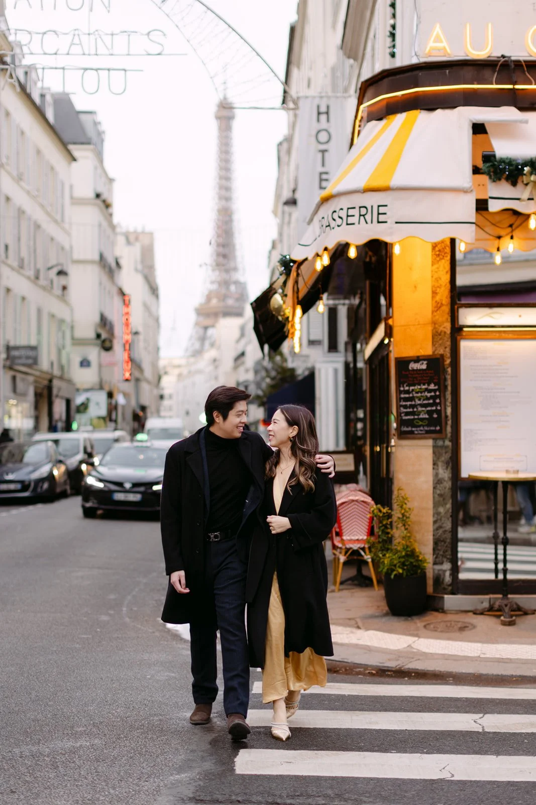 paris-couple-photoshoot-photographer-00009.jpg