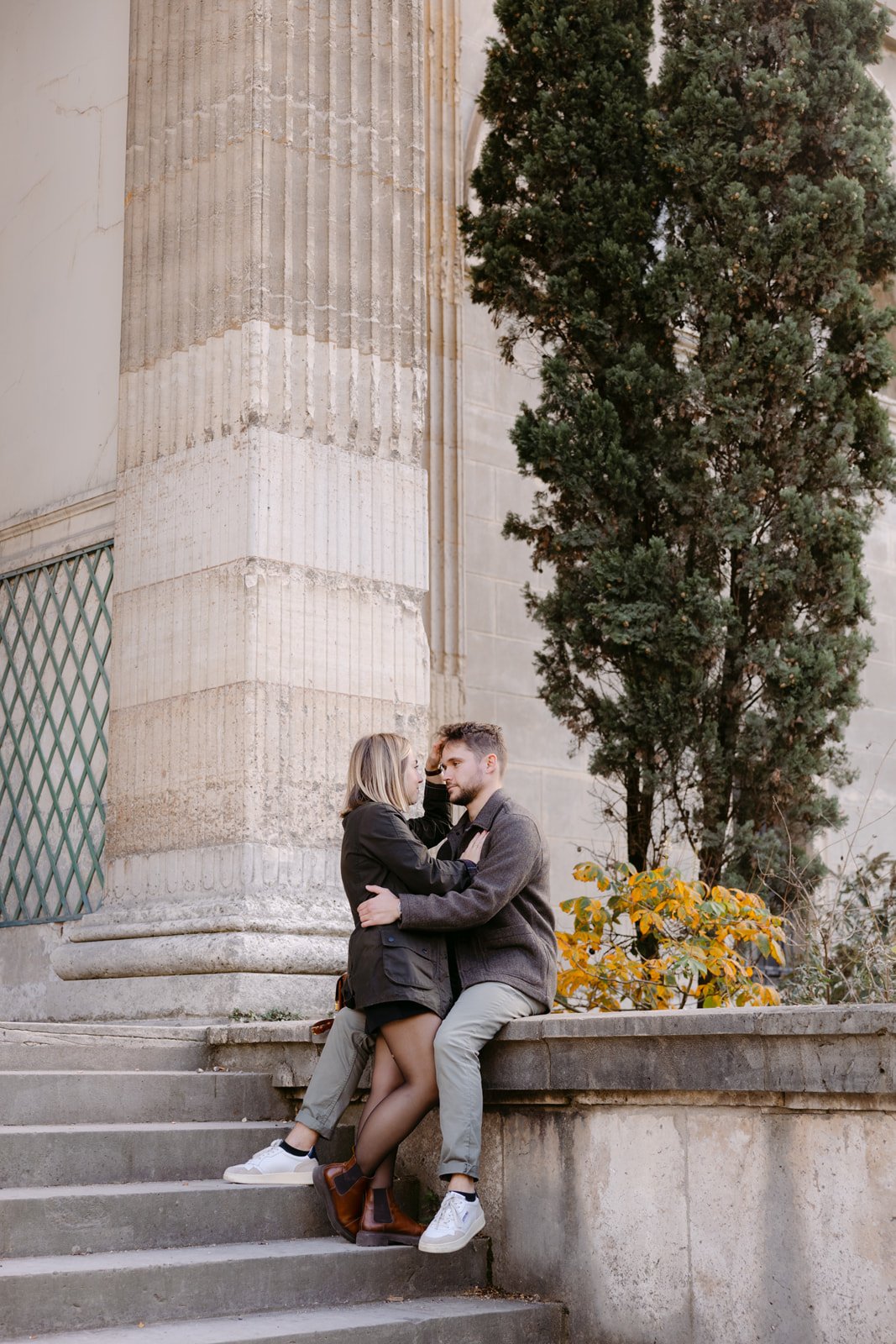 Seance-photo-couple-automne-Jardin-des-Plantes-Paris-00037.jpg
