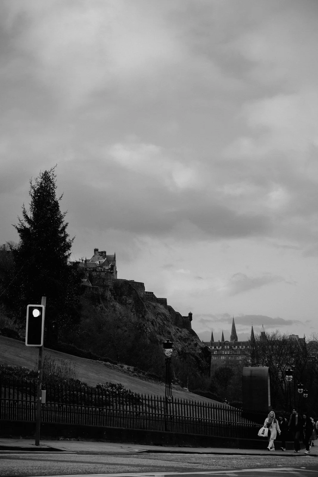 pre-wedding-photoshoot-edinburgh-16.jpg