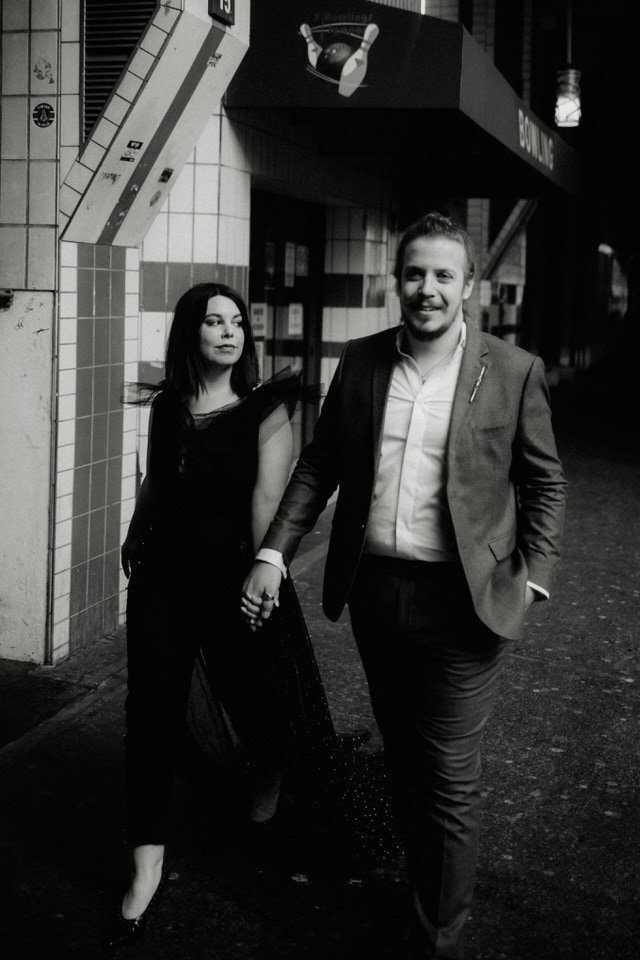 paris-photographer-couple-street--photoshoot-24.jpg
