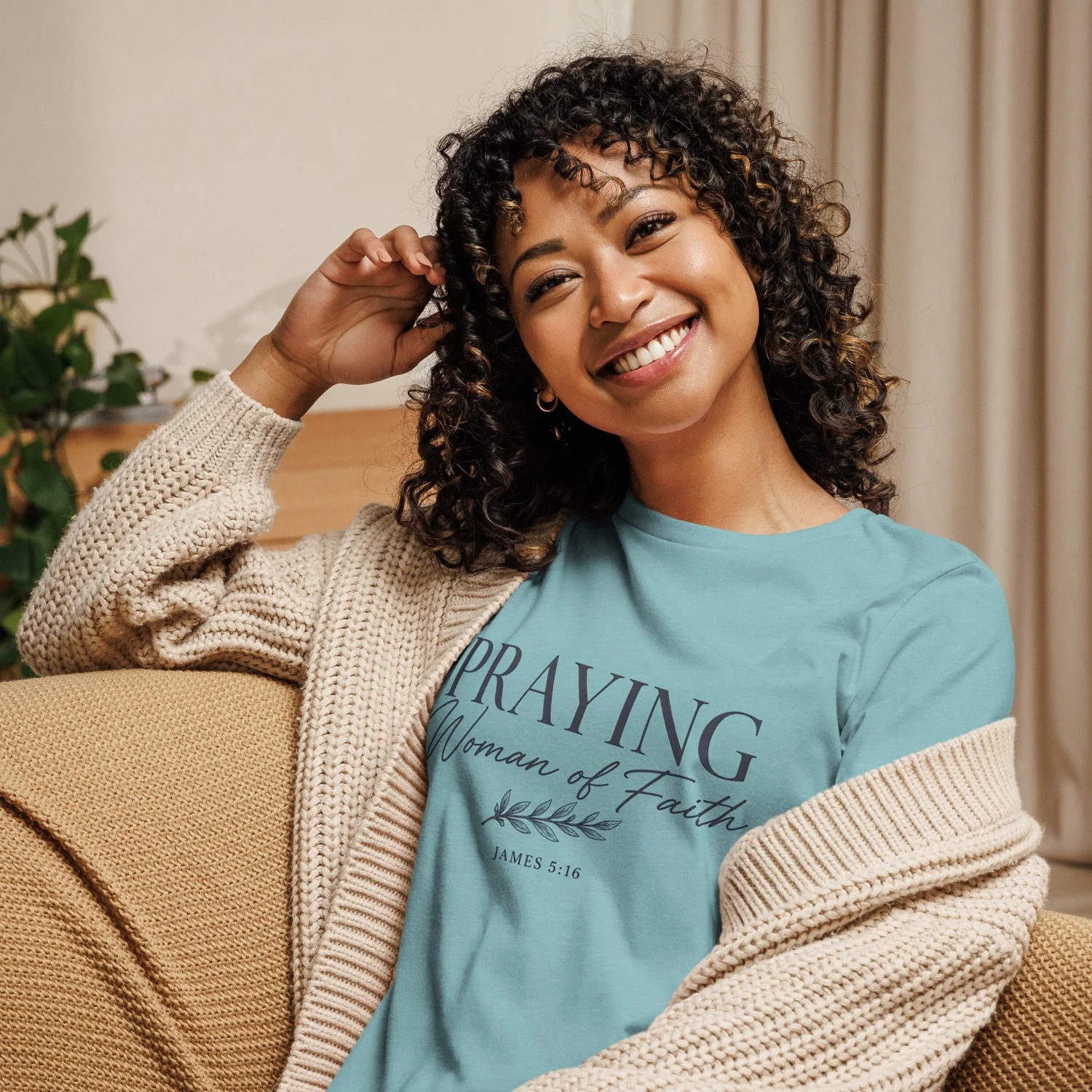 Praying Woman of Faith Tee — Women's Relaxed T-Shirt