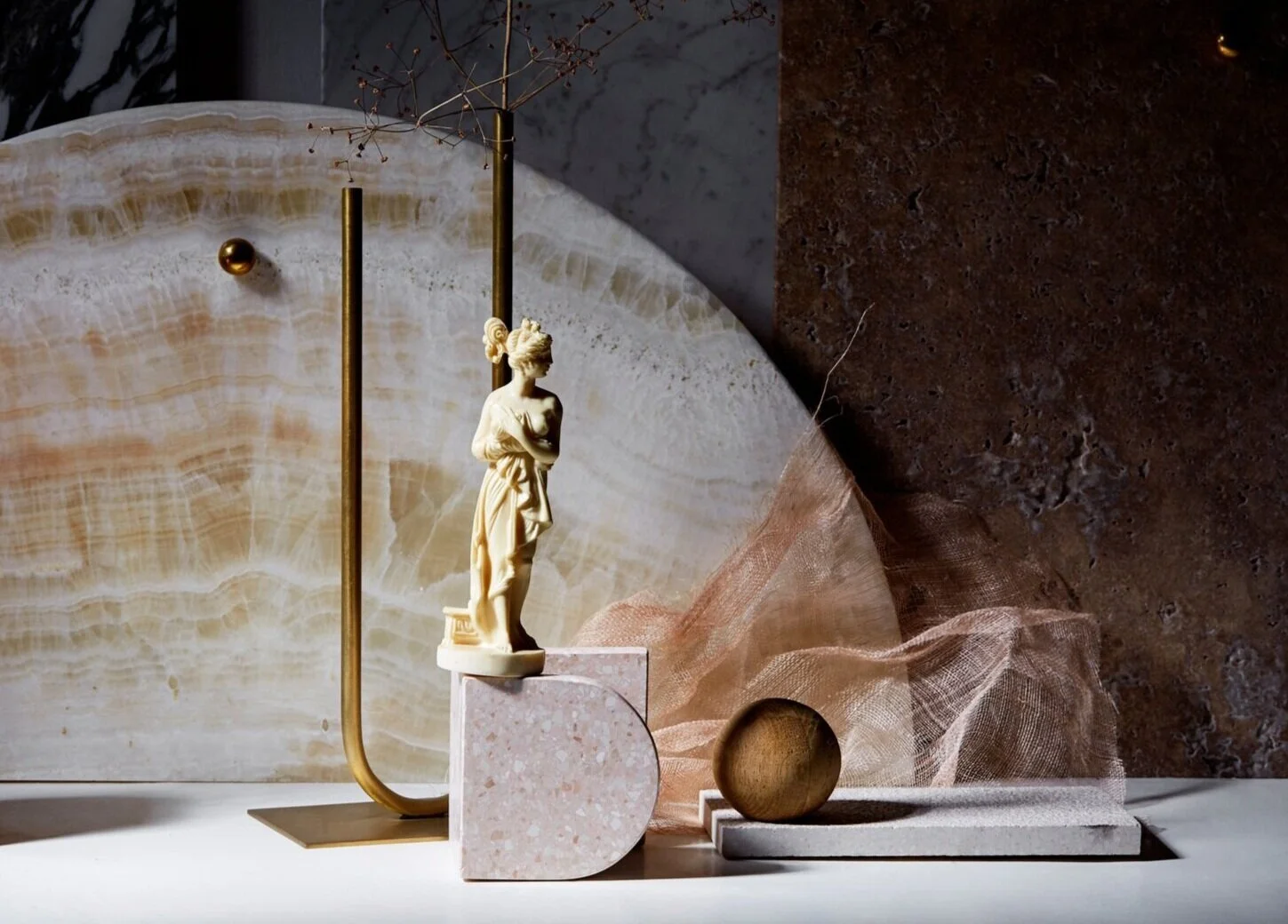 Gifts_crafted_from_marble.jpg
