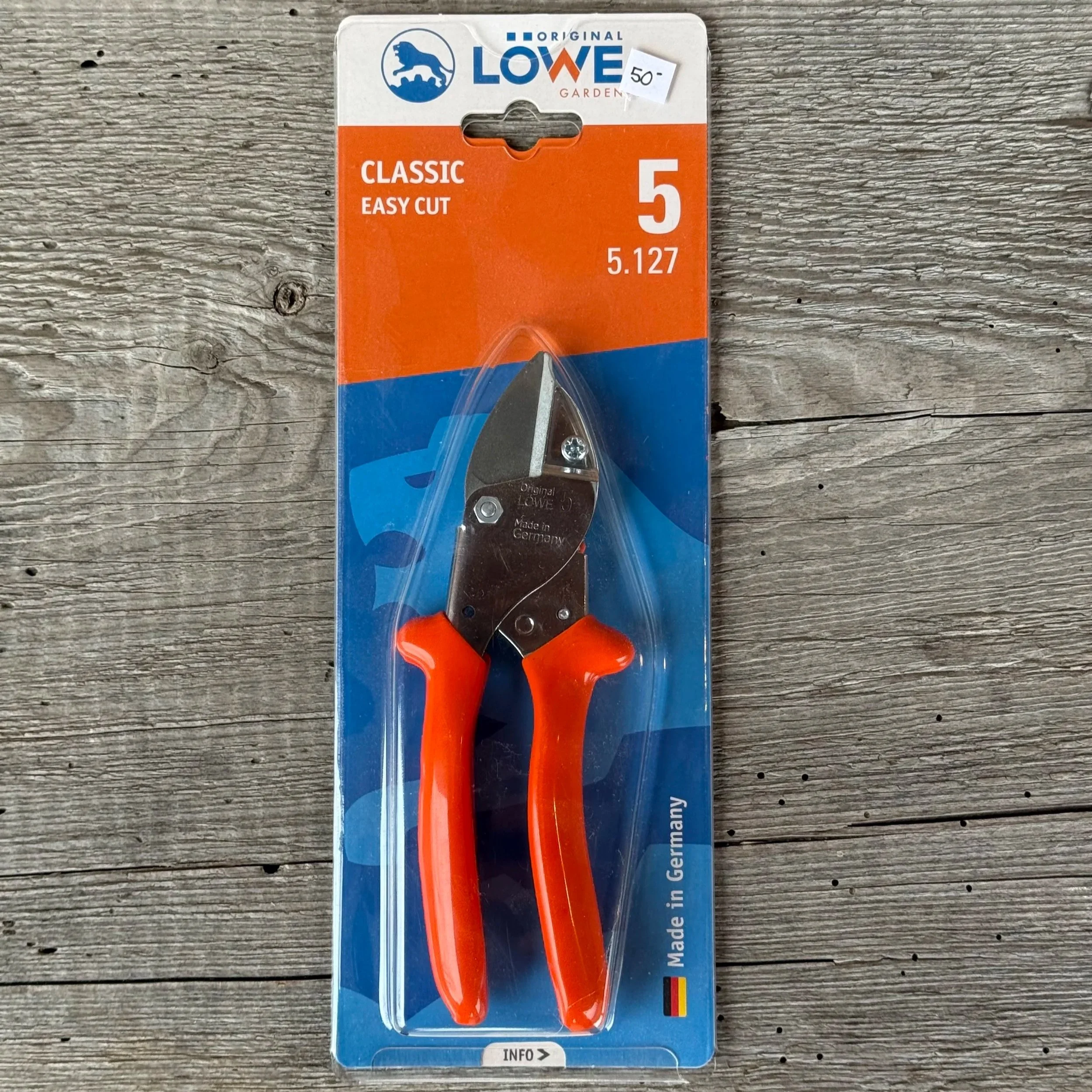 Lowe pruner -easy cut