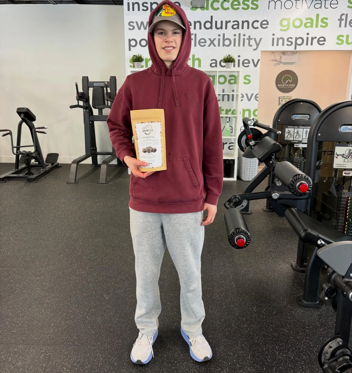 Consistency is key. 

Darien is putting in the work and hitting the gym on a regular basis week after week. 

Enjoy your well-earned prize from @soulfuel_snacks