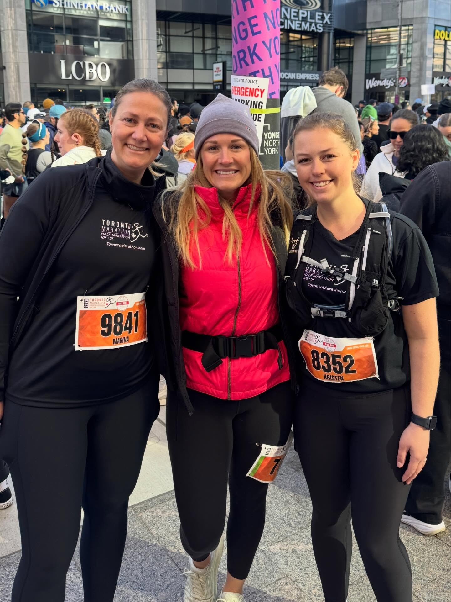 Representing the North in the big city! 🌲💪

Proud North End Moment as we cheered on our own at the @torontomarathon this weekend! 🎉 

These &ldquo;Learn to Run&rdquo; grads haven&rsquo;t stopped since starting our run coaching with our incredible 