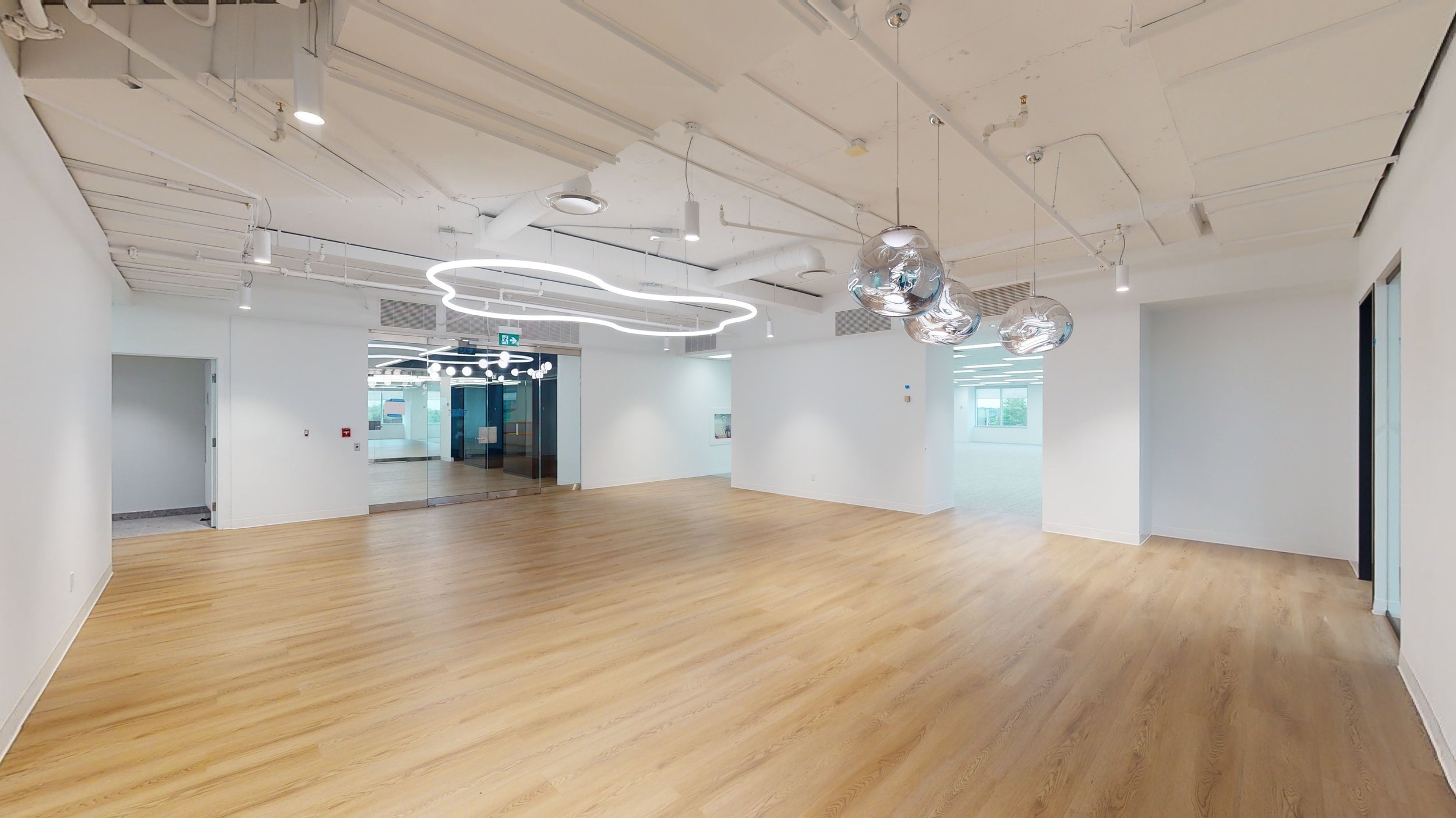 2680 Skymark Avenue3.jpeg
