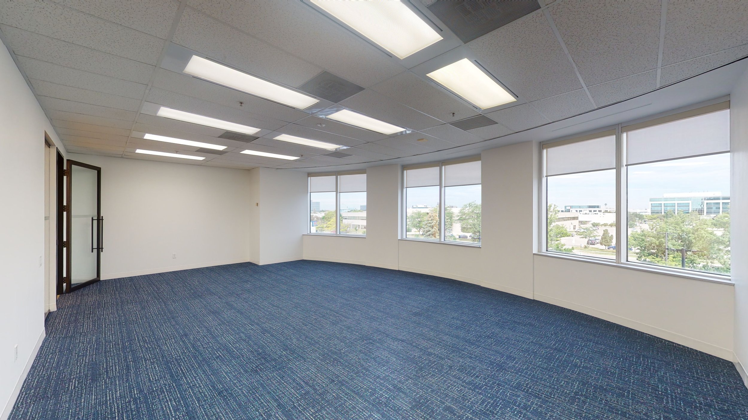 2680 Skymark Avenue6.jpeg