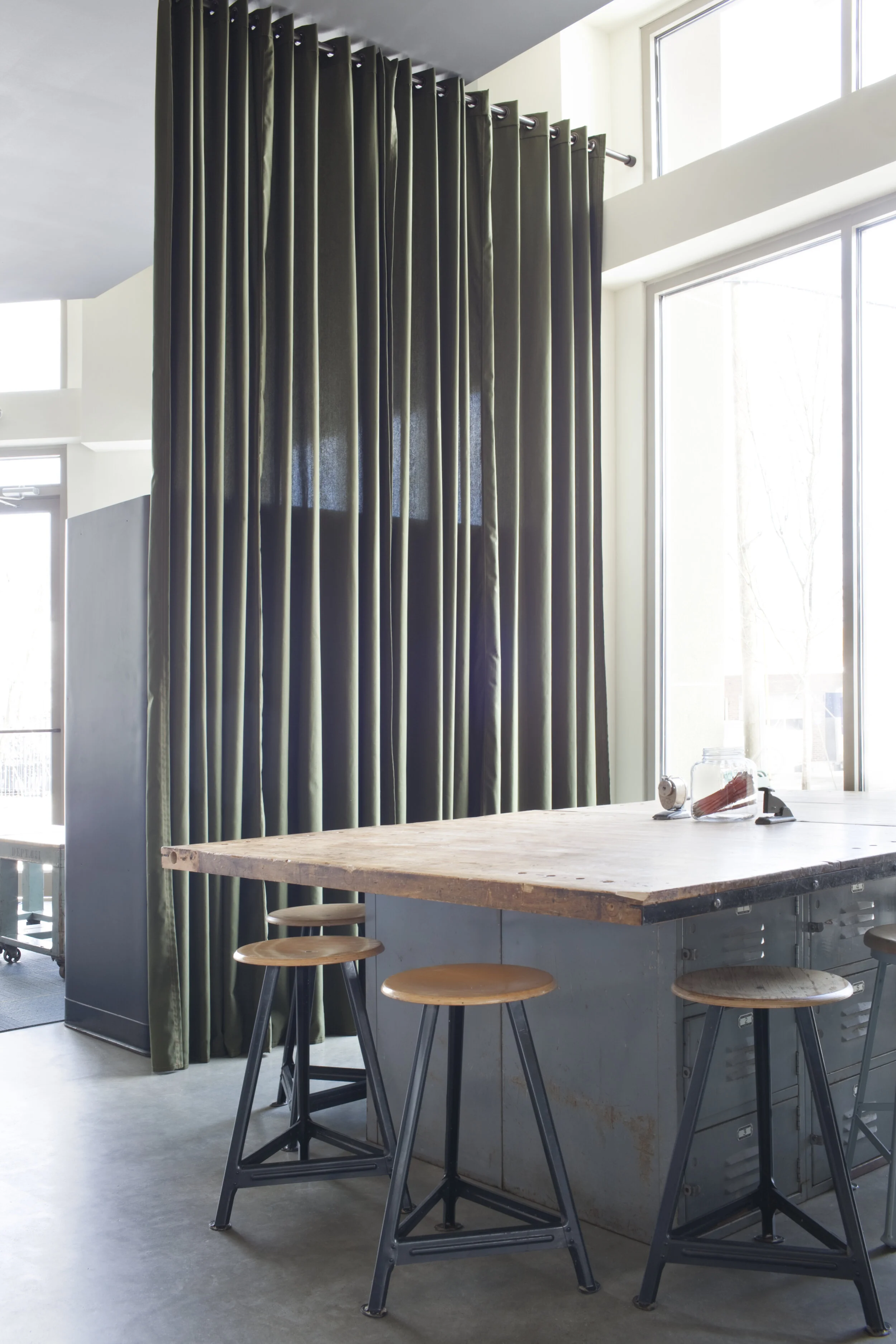 West Egg Communal Table_MG_8271.jpg