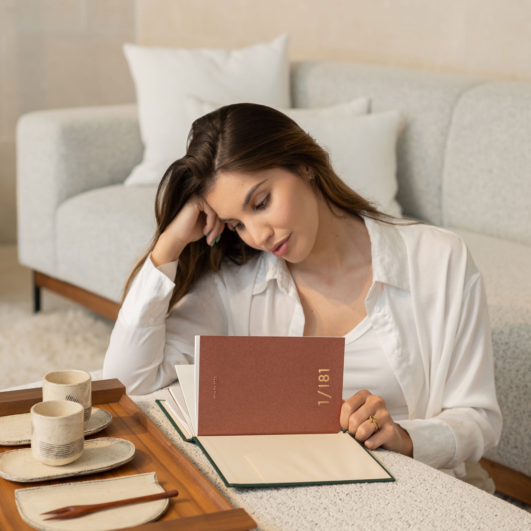 inusitado_planner_notebook_1_181_lifestyle_4.jpg