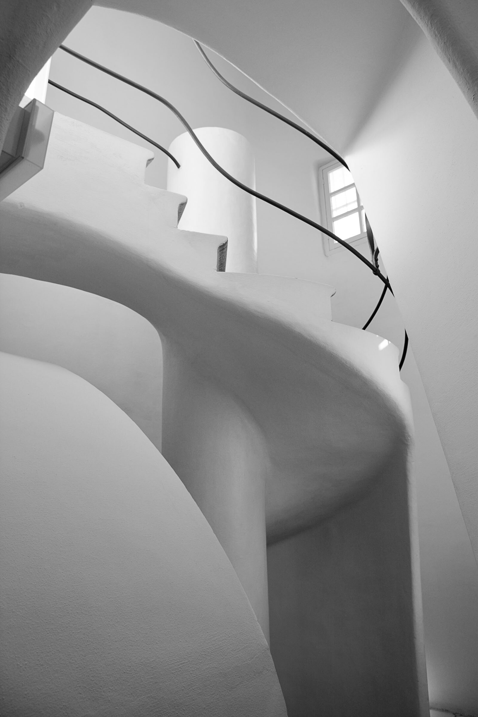 Gaudi Stairwell B:W.jpg