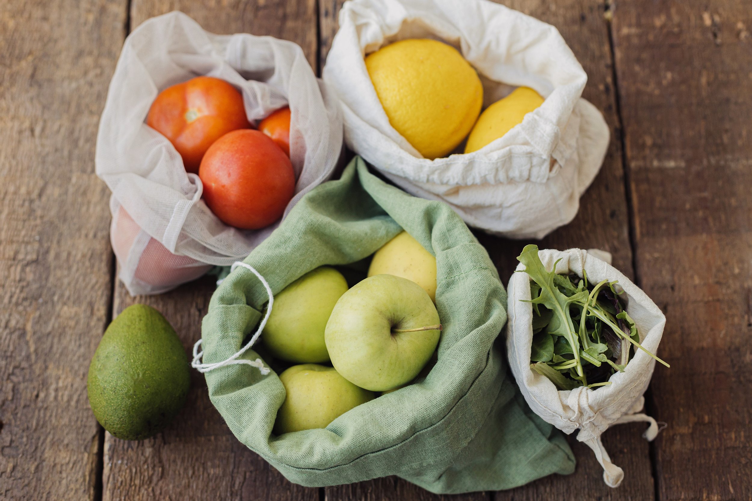 Smart Snacks for Truck Drivers: Your Heart on the Highway