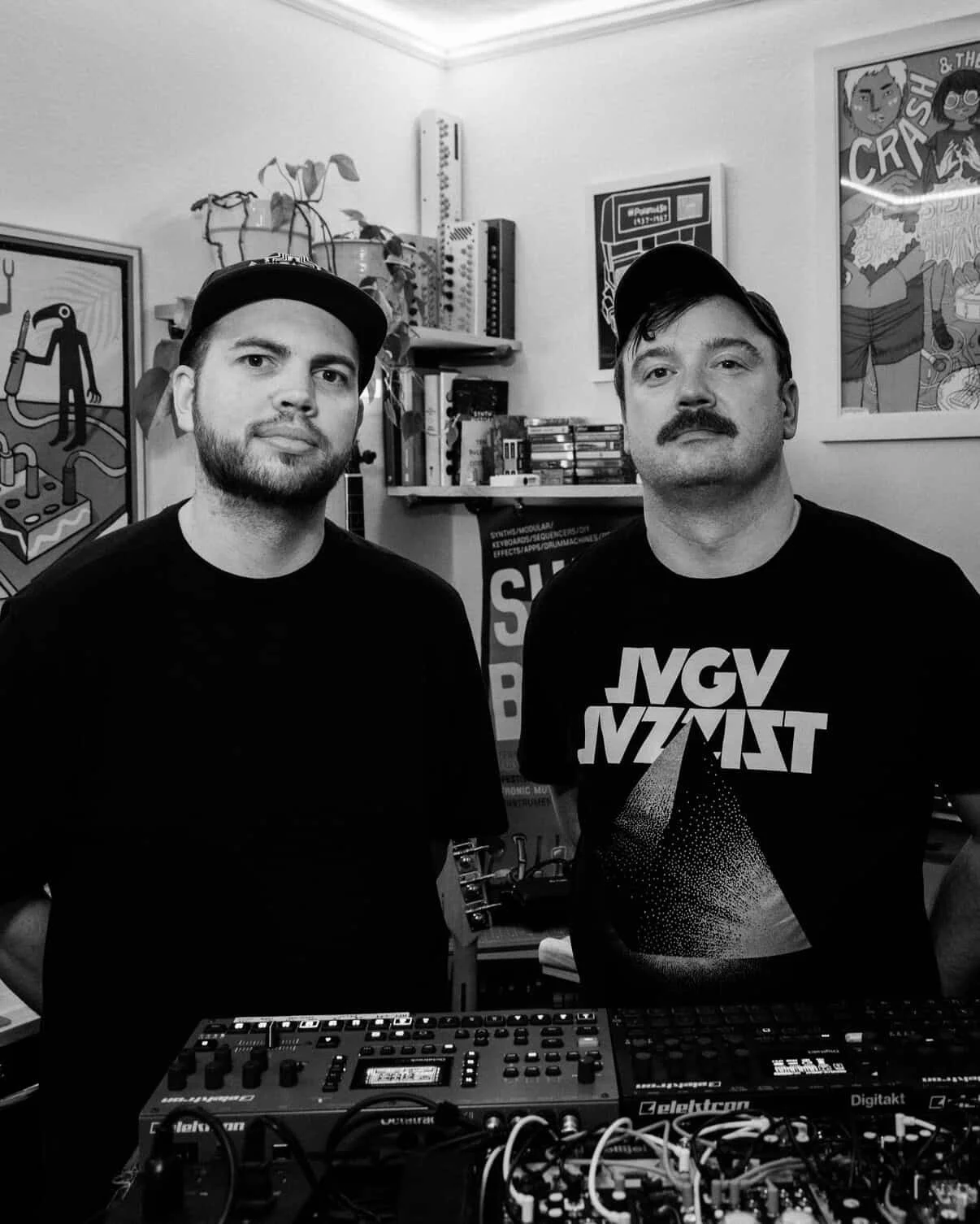 SEATTLE! We&rsquo;re bringing the all hardware DANCE PARTY to @vermillionseattle on Friday February 20th! This will be our first time in Cap Hill with the live drums and bass and we&rsquo;ll be joined by some heavy hitters bringing the heat. 
Featuri