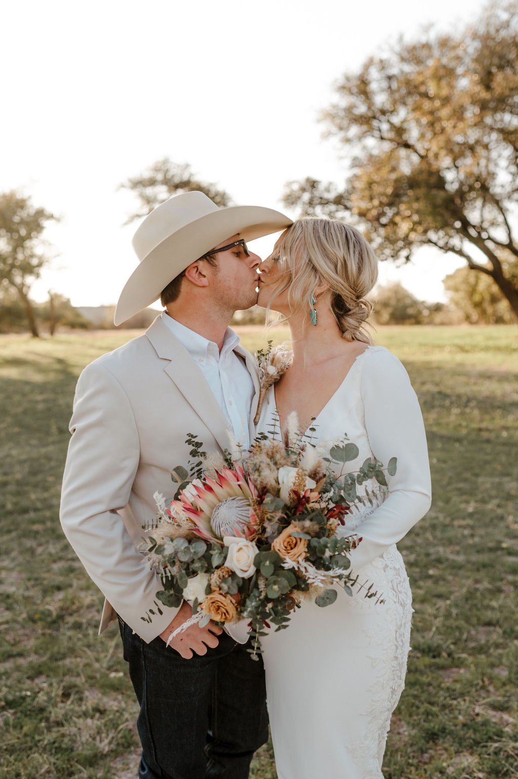 ranch-wedding-texas-venue-sparrow-creek-ranch (27).jpg
