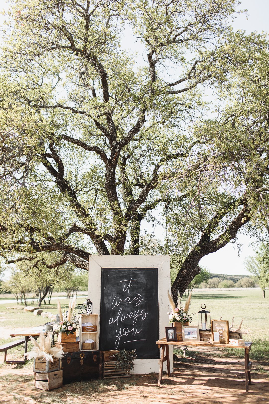 barn-wedding-sparrow-creek-ranch-in-north-texas-double-knot-weddings (252).jpg